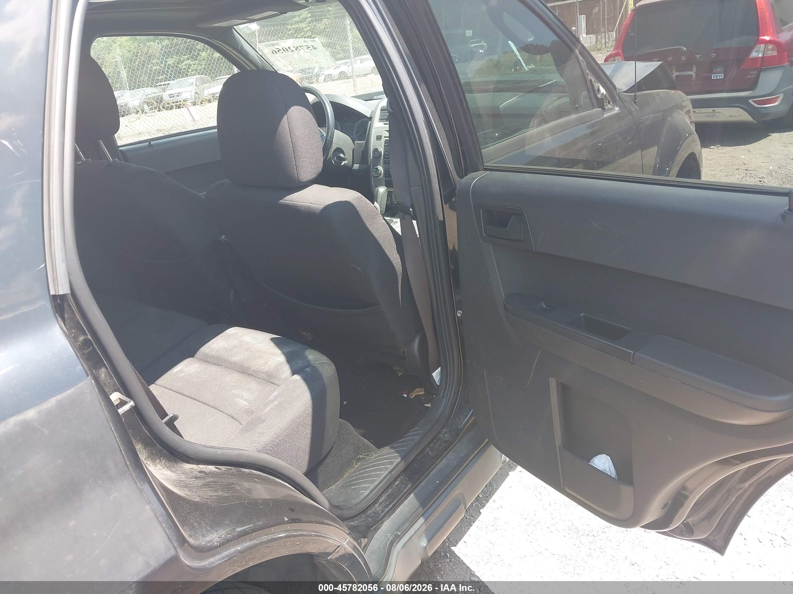 2010 Ford Escape Xlt Black vin: 1FMCU9DG4AKA41813