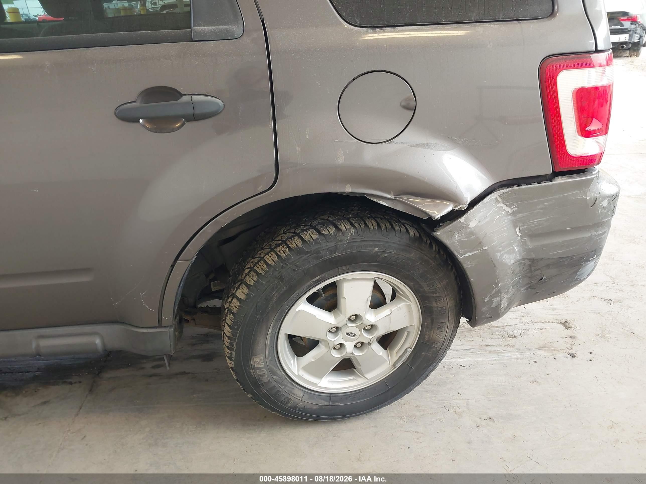 2010 Ford Escape Xlt Серый vin: 1FMCU9DG4AKB77018
