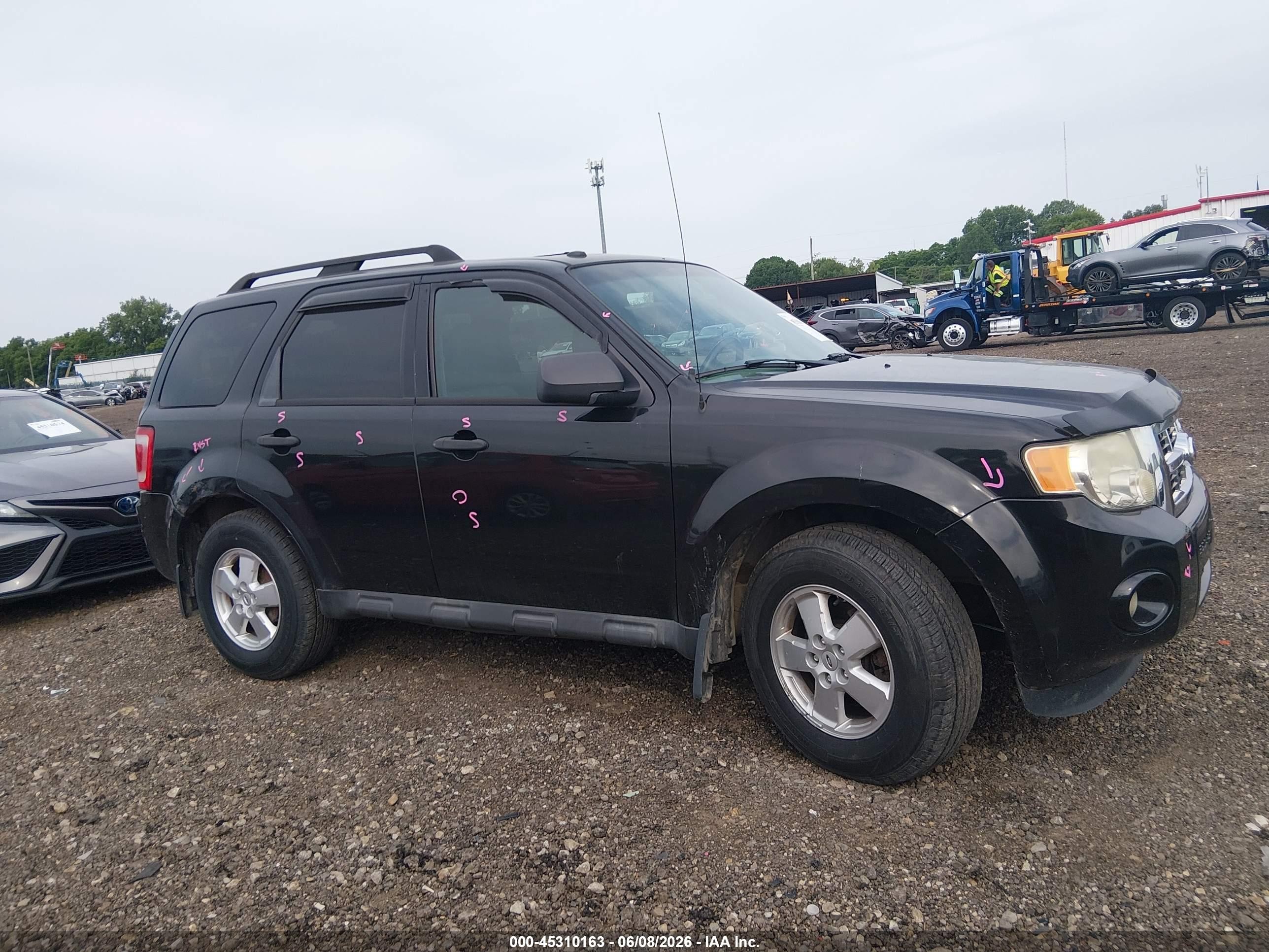 2011 Ford Escape Xlt Black vin: 1FMCU9DG4BKA67183