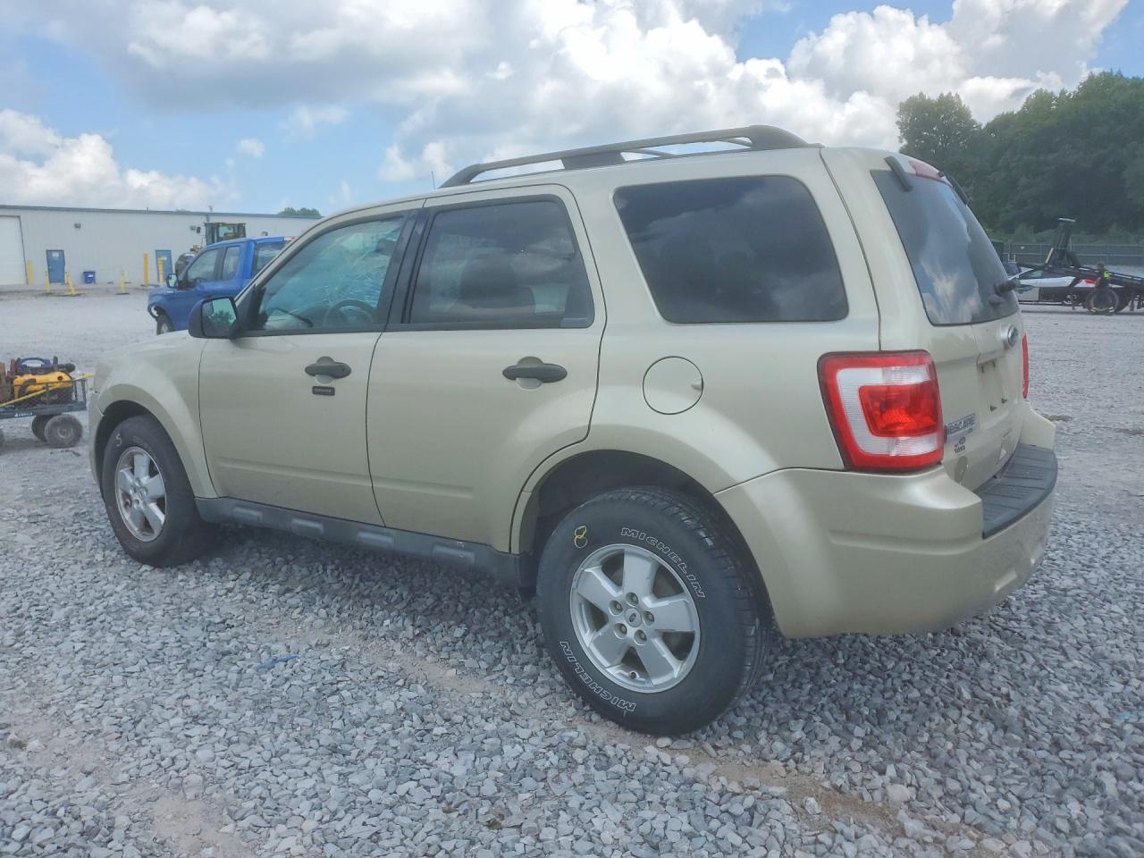 2011 Ford Escape Xlt Cream vin: 1FMCU9DG4BKA72416