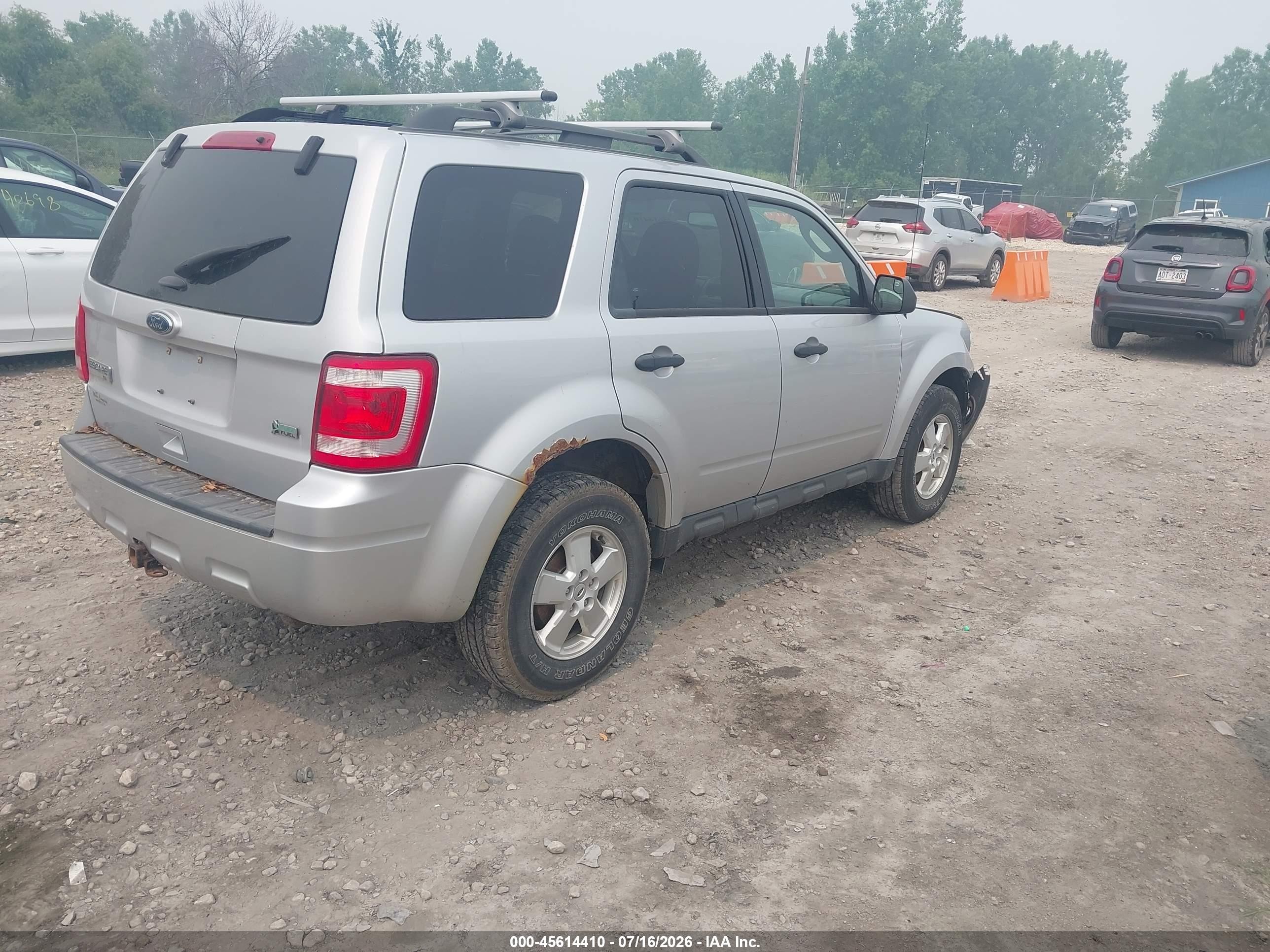 2011 Ford Escape Xlt Silver vin: 1FMCU9DG4BKB10839