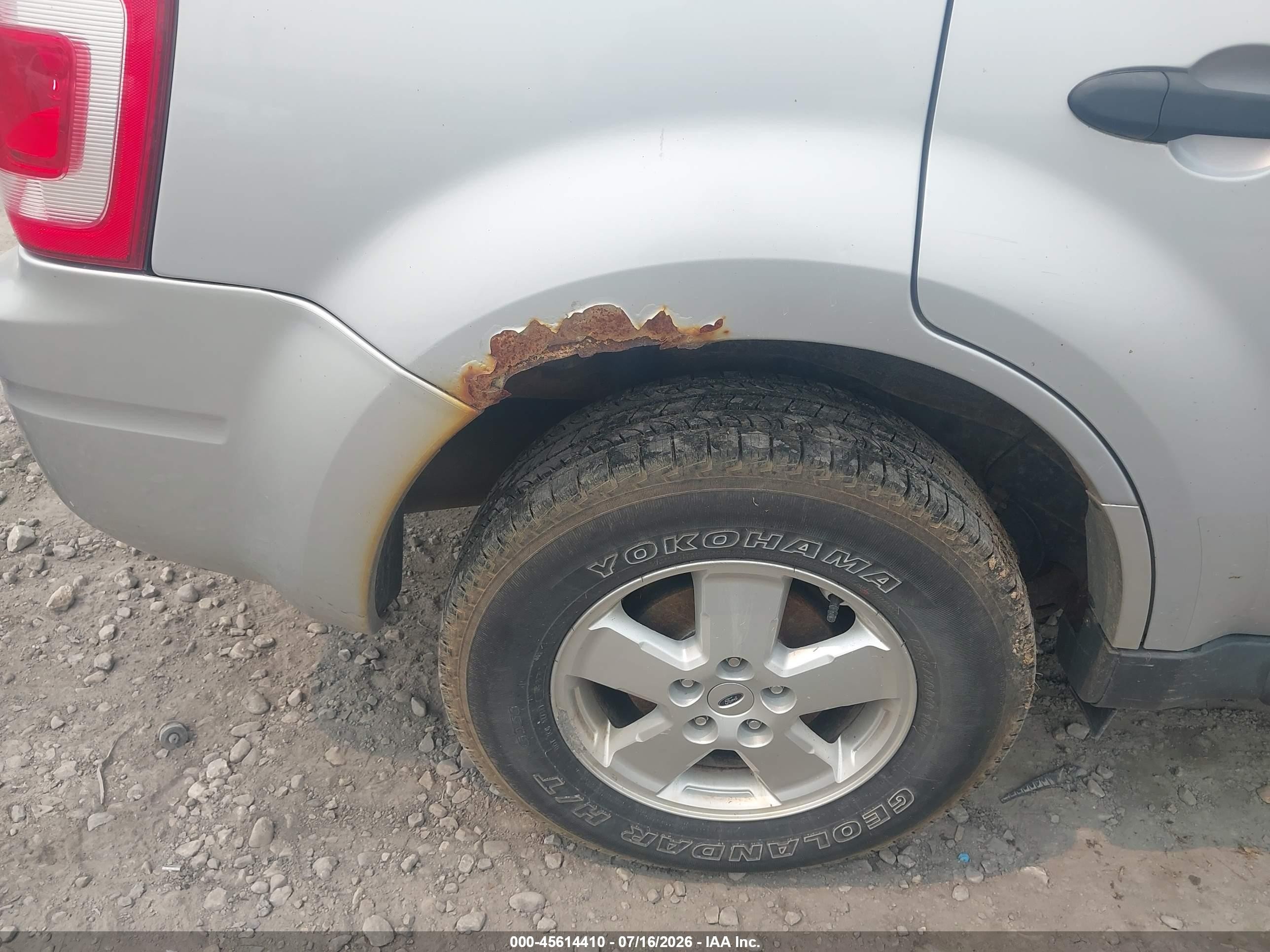 2011 Ford Escape Xlt Silver vin: 1FMCU9DG4BKB10839