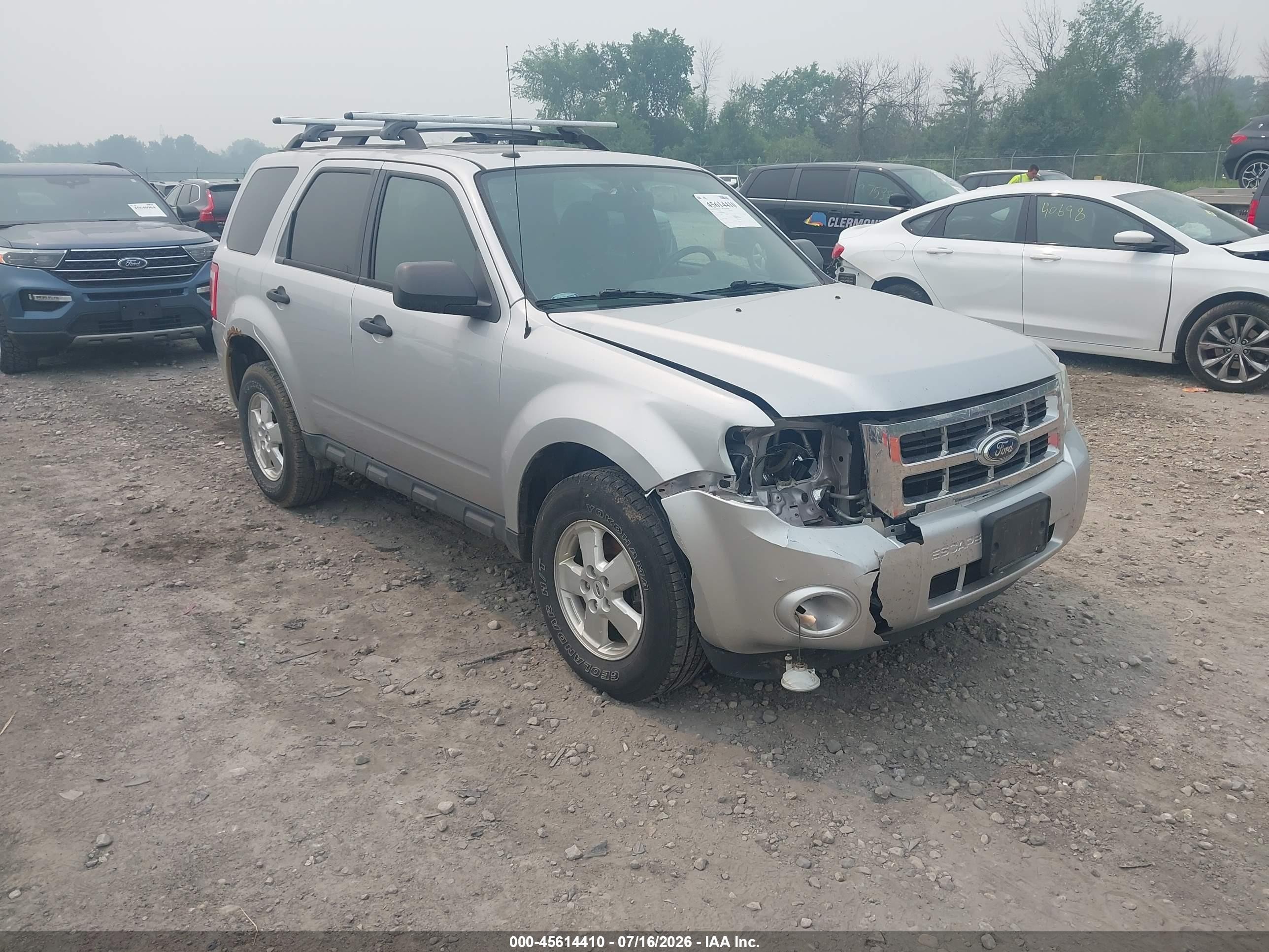 2011 Ford Escape Xlt Silver vin: 1FMCU9DG4BKB10839