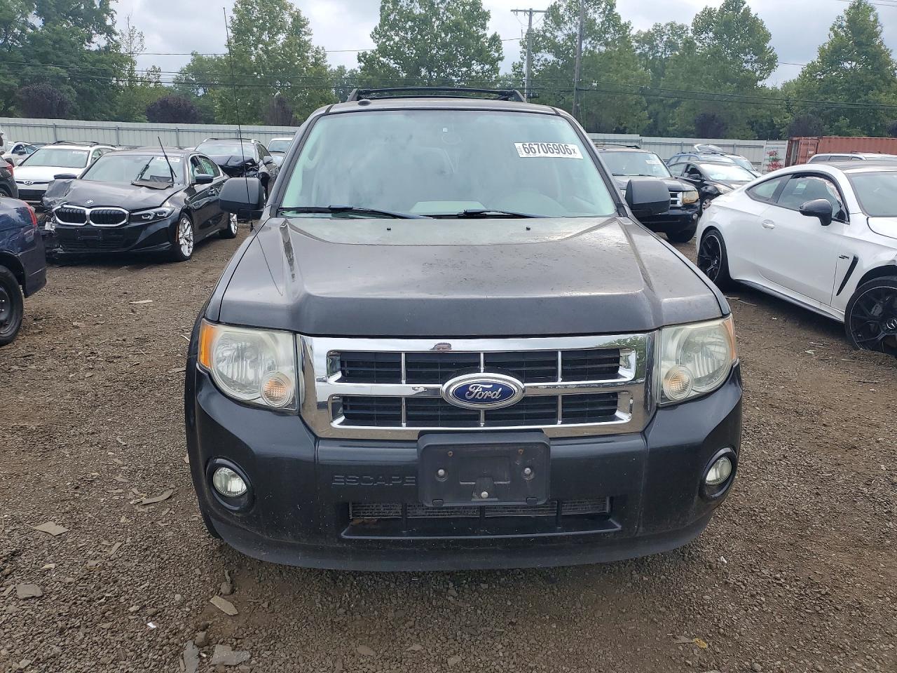 2011 Ford Escape Xlt Black vin: 1FMCU9DG4BKB56655