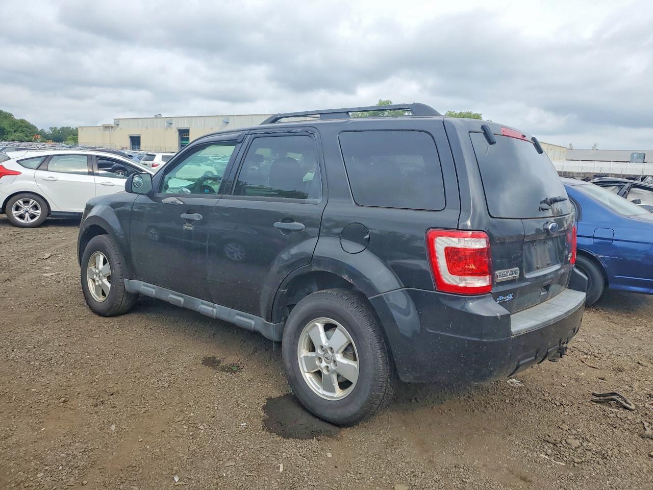 2011 Ford Escape Xlt Black vin: 1FMCU9DG4BKB56655
