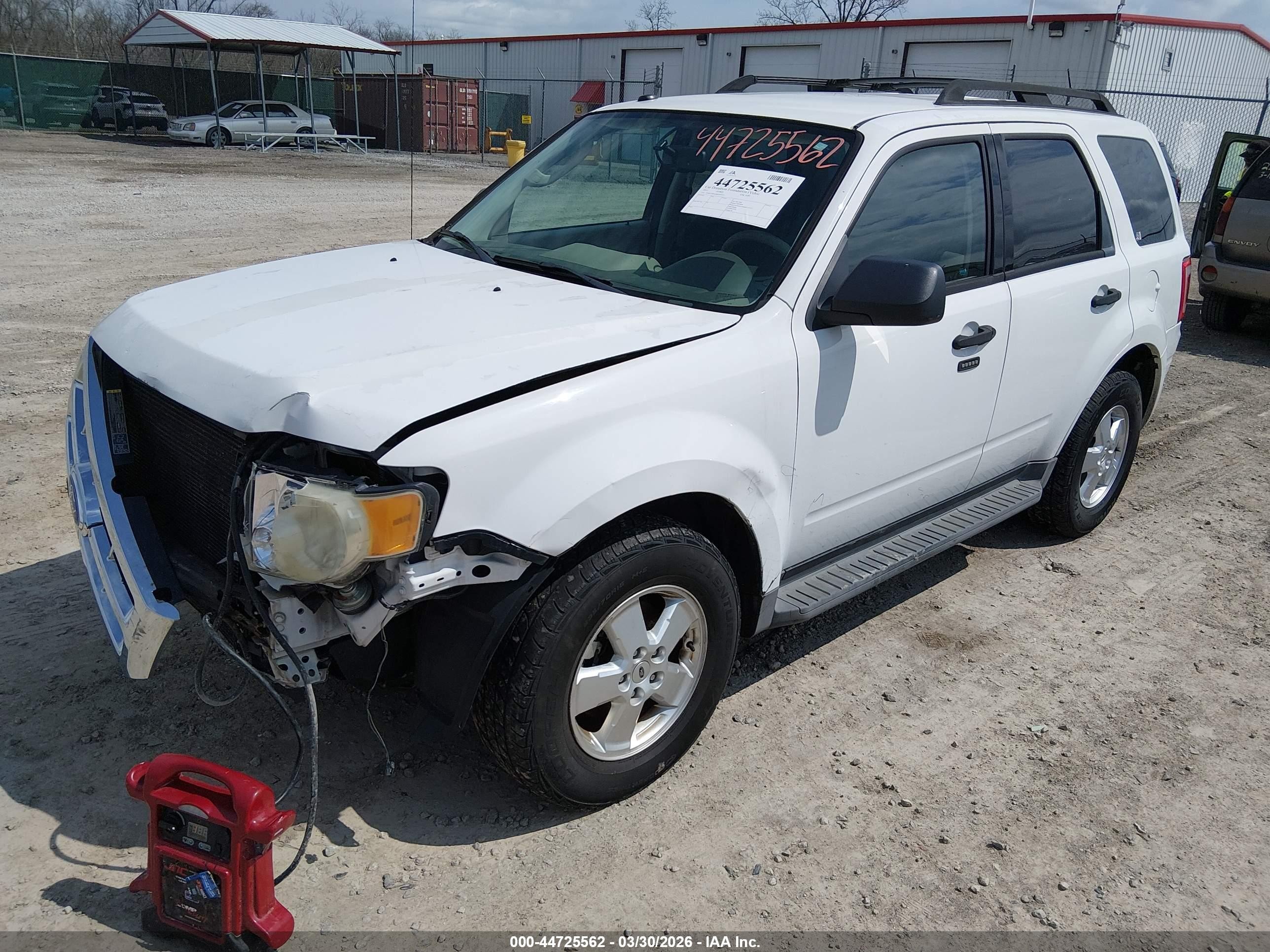 2011 Ford Escape Xlt Белый vin: 1FMCU9DG4BKB99571