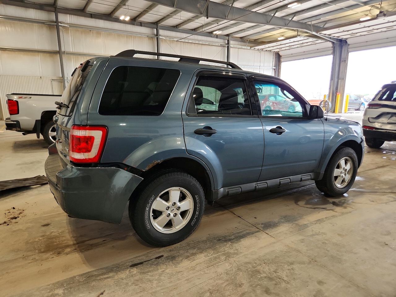 2012 Ford Escape Xlt Blue vin: 1FMCU9DG4CKA14761