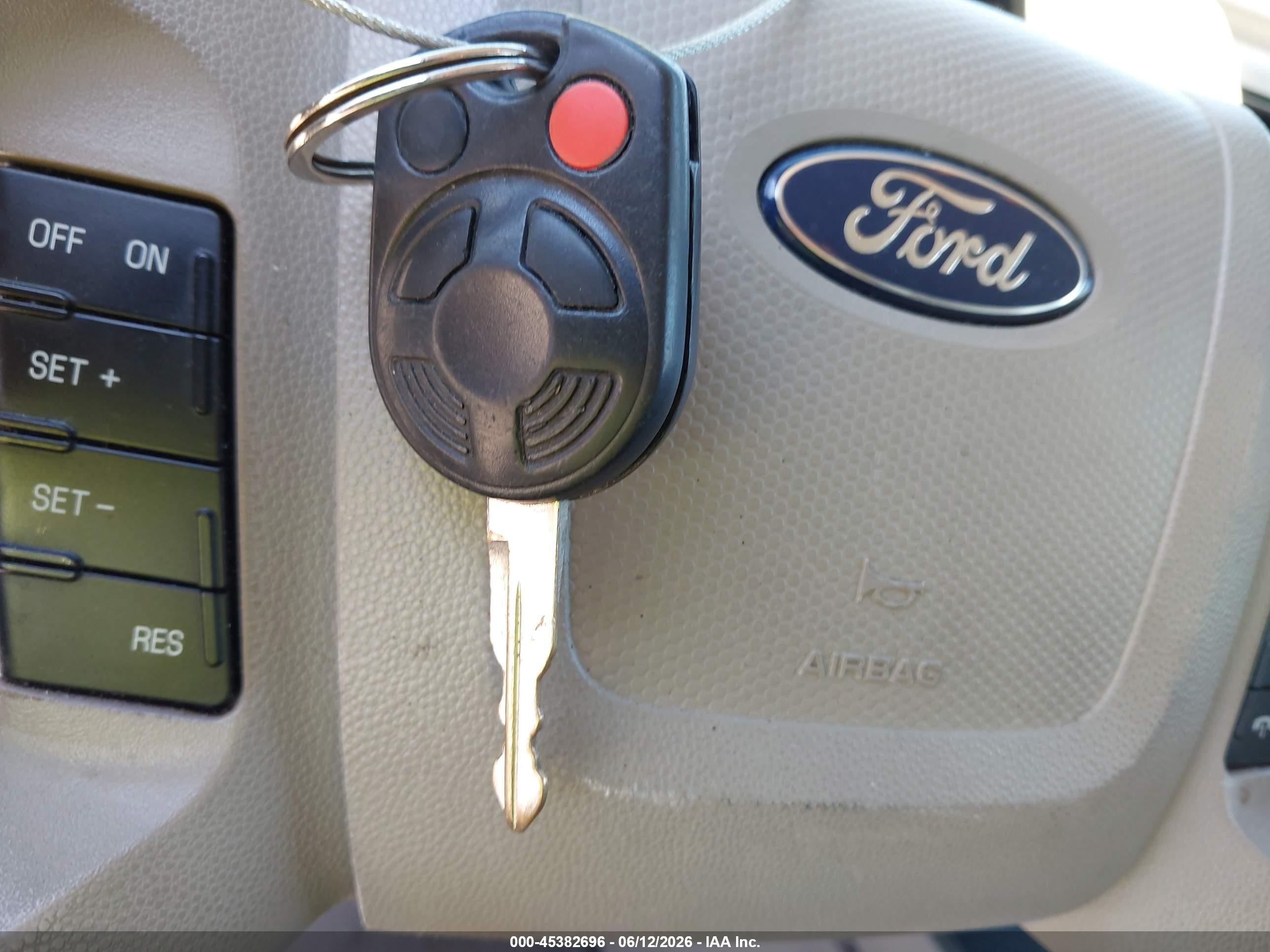 2012 Ford Escape Xlt Silver vin: 1FMCU9DG4CKA19751