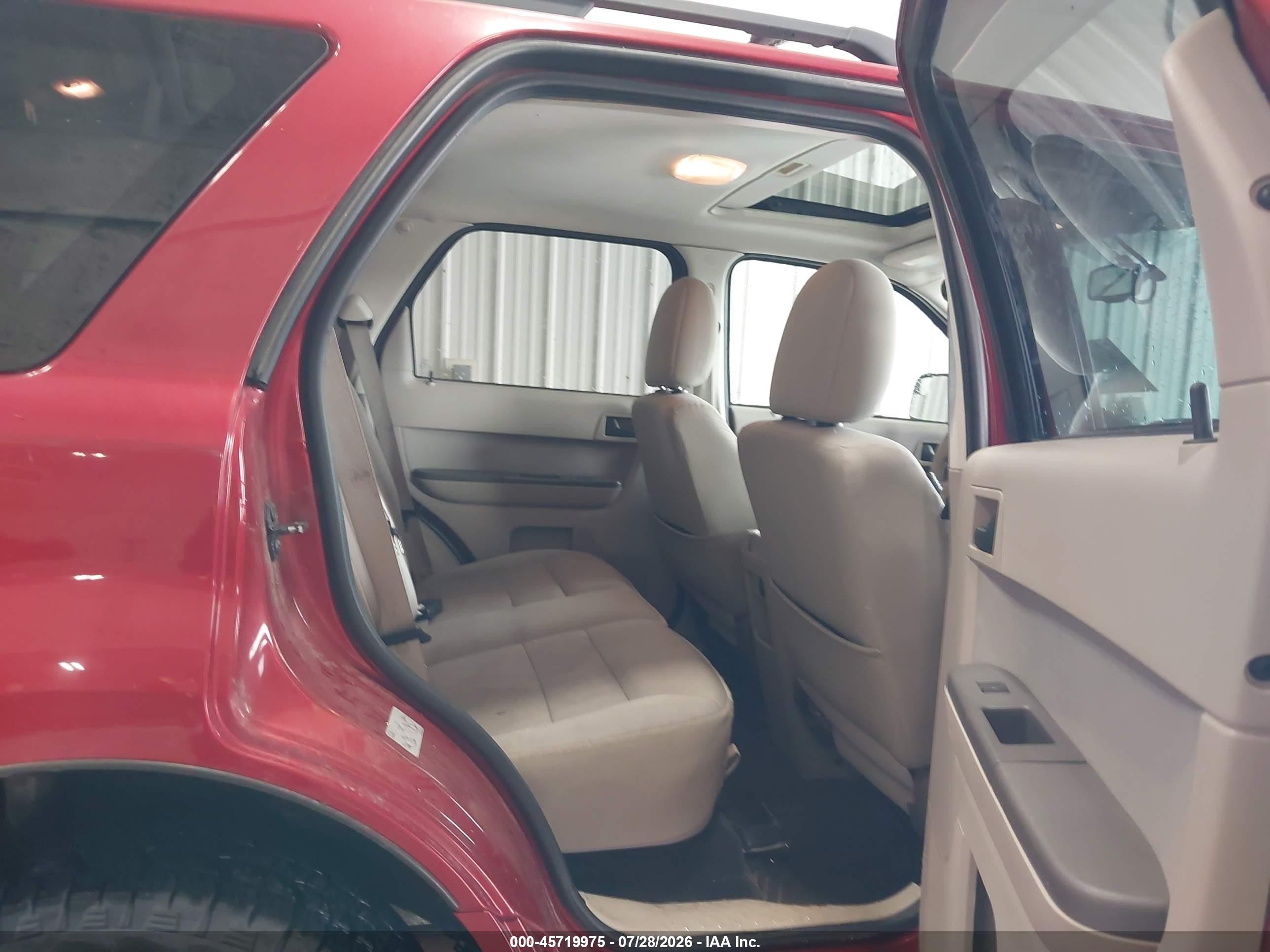 2012 Ford Escape Xlt Темно-бордовый vin: 1FMCU9DG4CKB12365