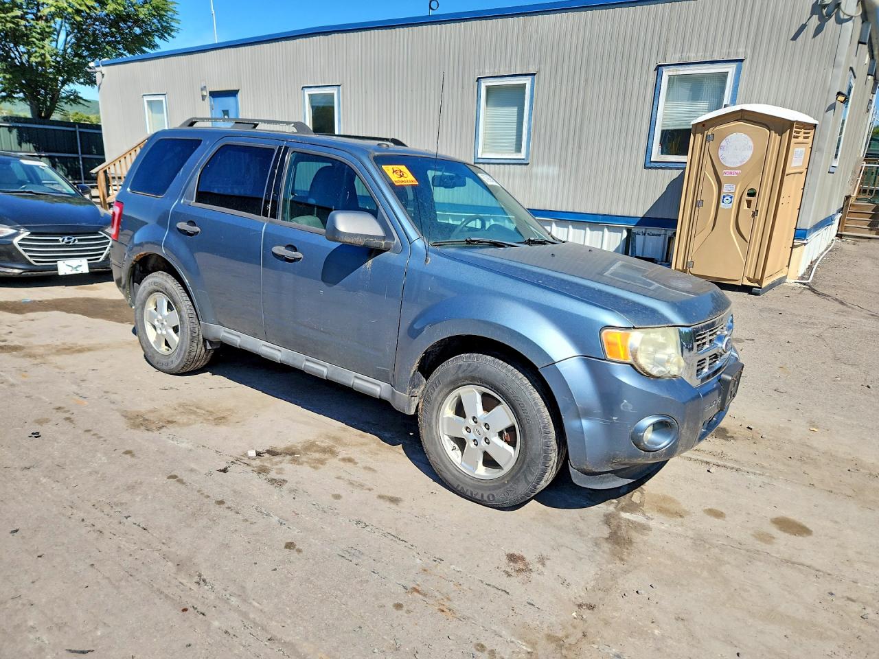 2010 Ford Escape Xlt Blue vin: 1FMCU9DG5AKD24169
