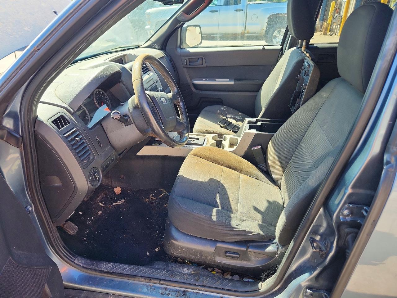 2010 Ford Escape Xlt Blue vin: 1FMCU9DG5AKD24169