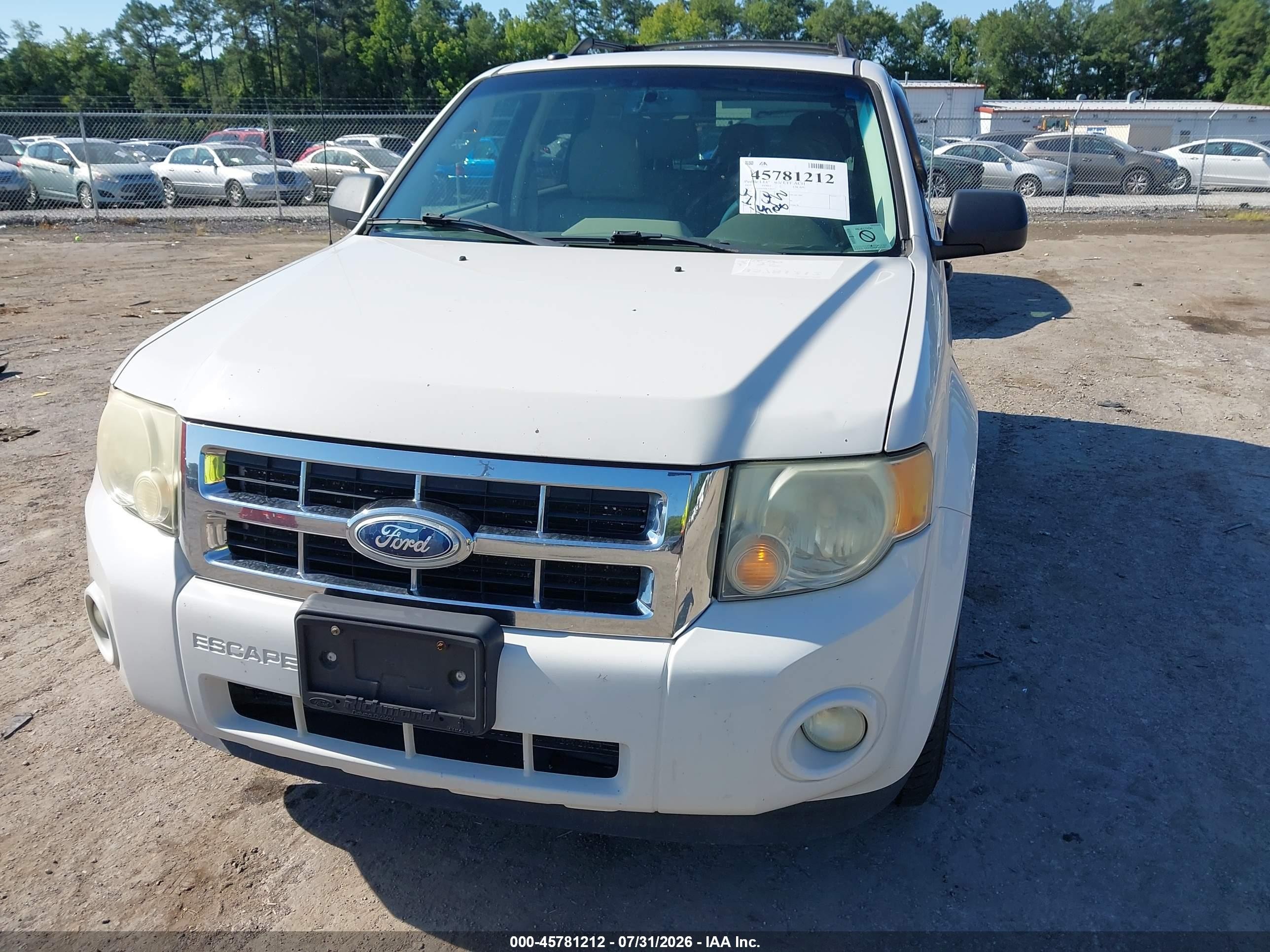2011 Ford Escape Xlt White vin: 1FMCU9DG5BKA36217