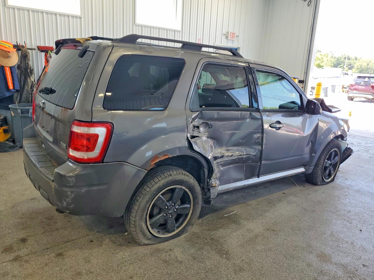 2011 Ford Escape Xlt Gray vin: 1FMCU9DG5BKA86471