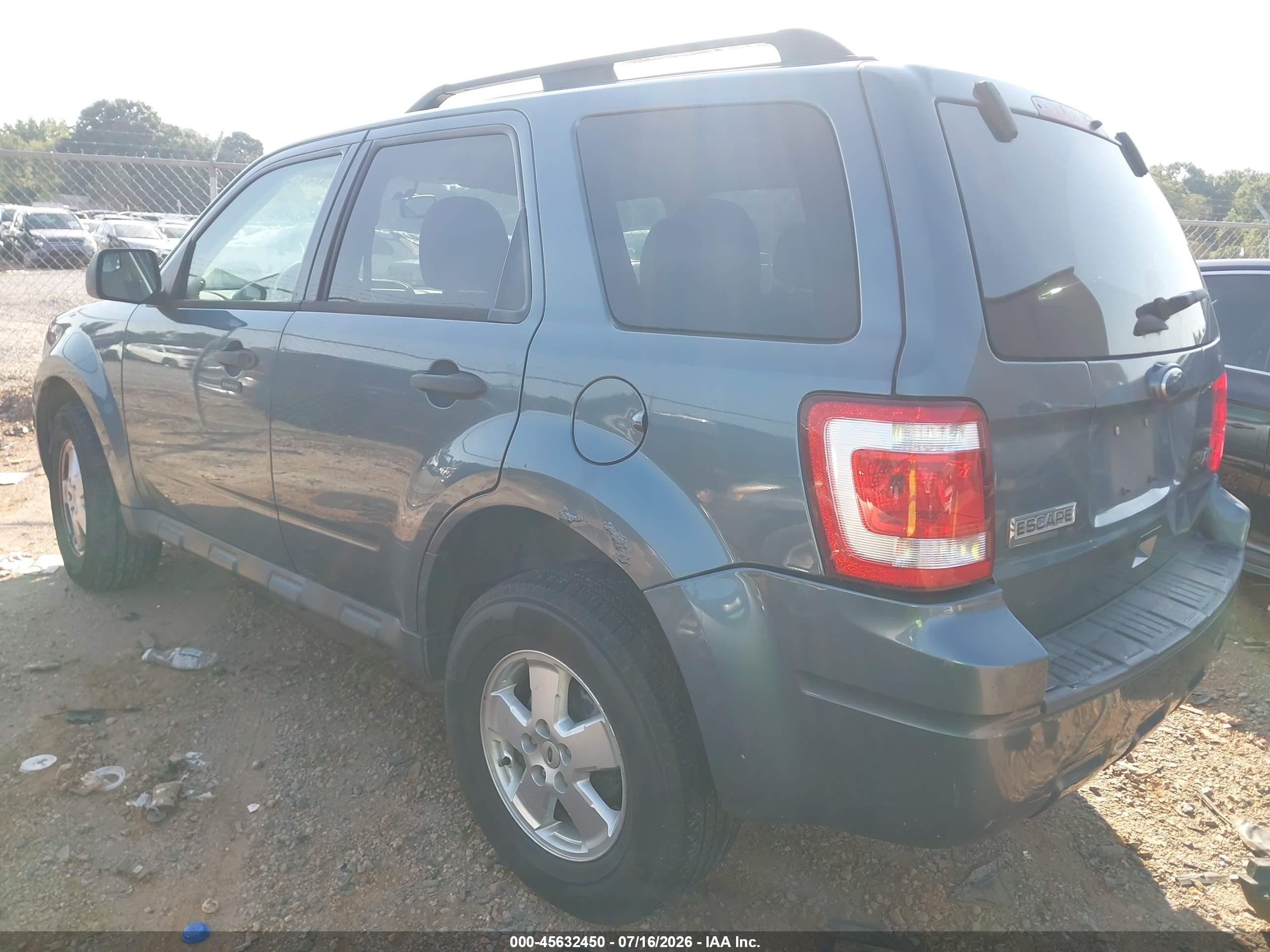 2011 Ford Escape Xlt Синий vin: 1FMCU9DG5BKB10588