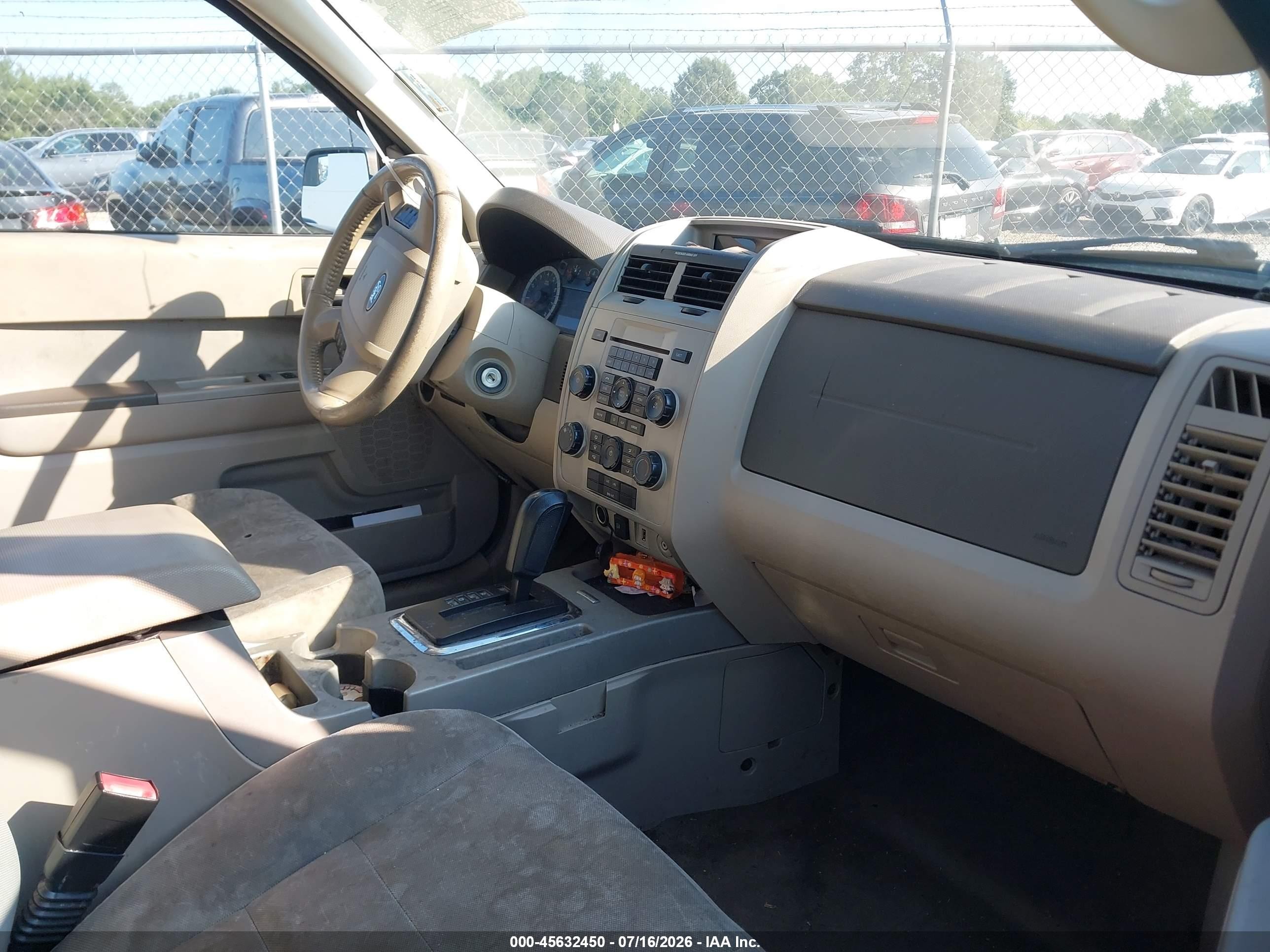 2011 Ford Escape Xlt Синий vin: 1FMCU9DG5BKB10588