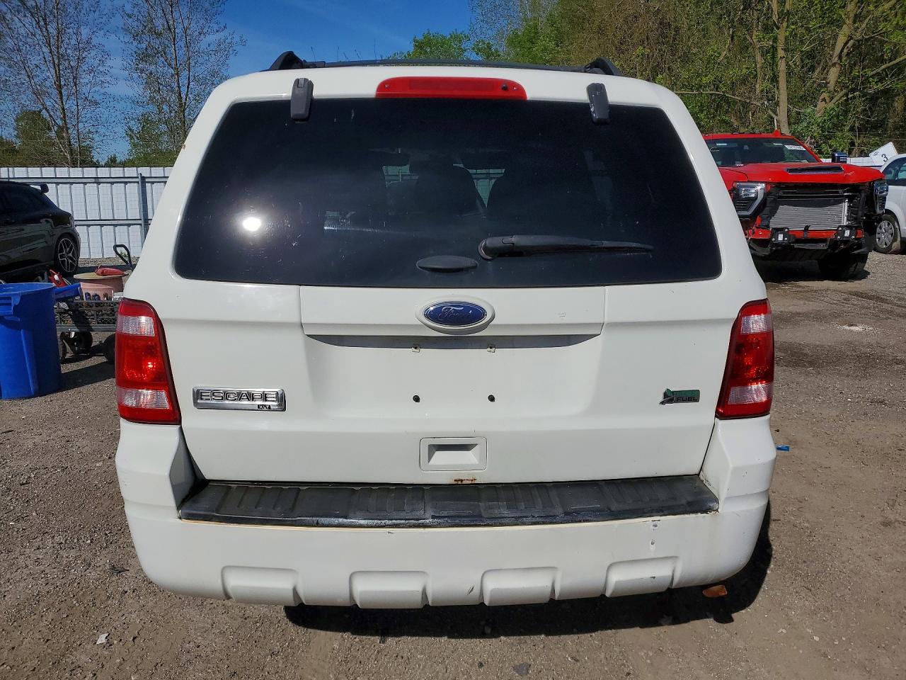 2011 Ford Escape Xlt White vin: 1FMCU9DG5BKB41842