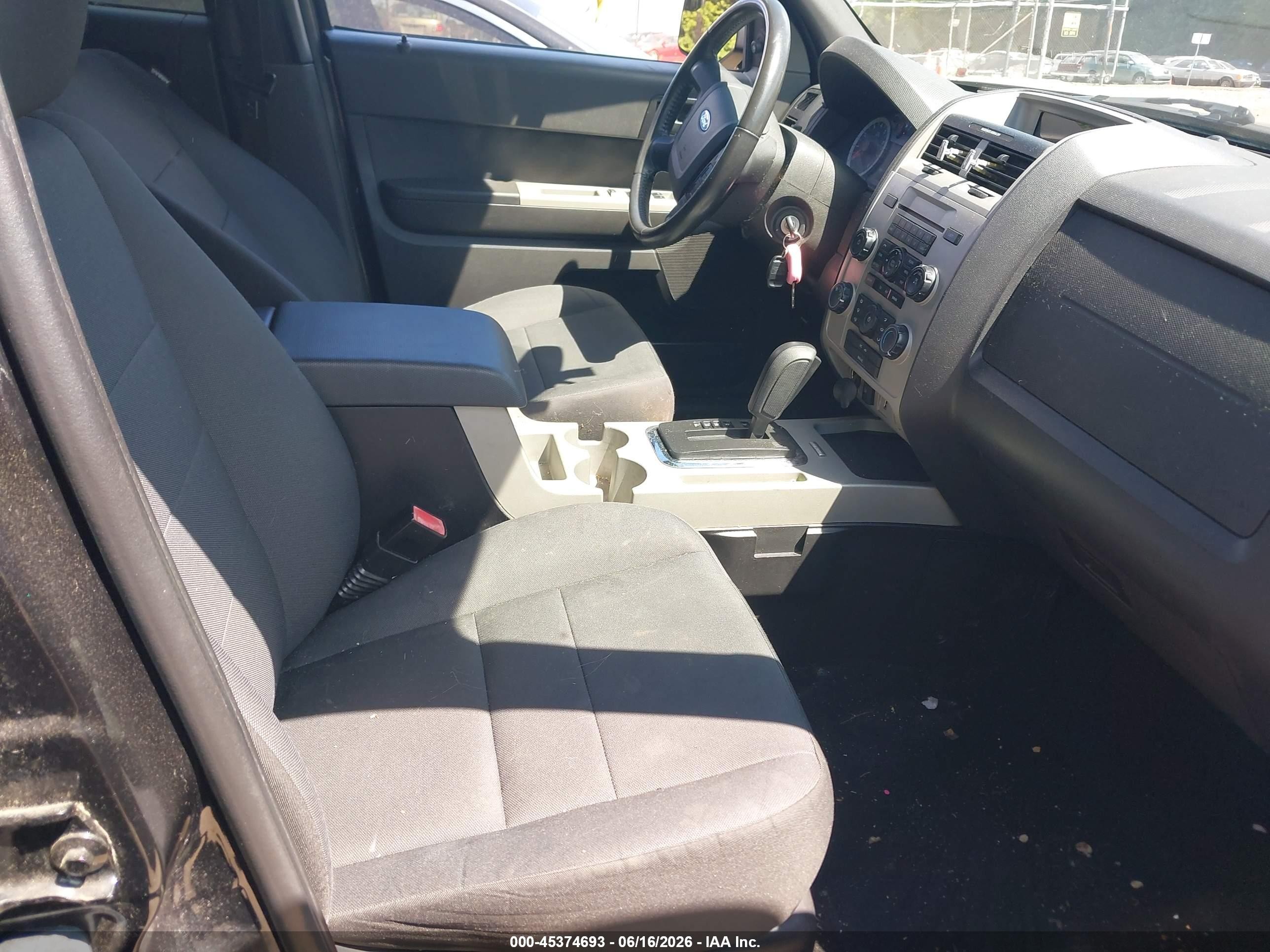 2011 Ford Escape Xlt Black vin: 1FMCU9DG5BKB69138