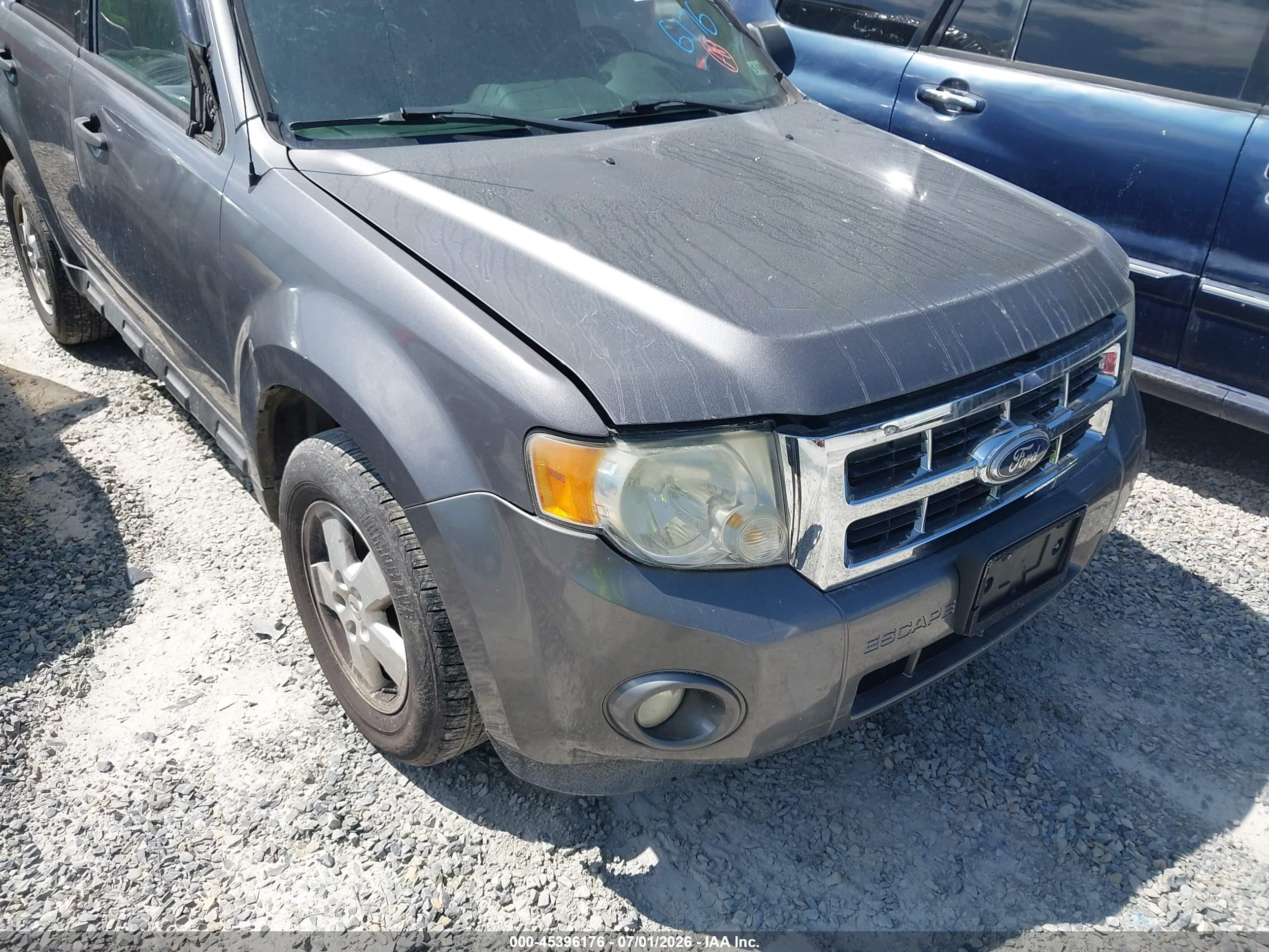 2010 Ford Escape Xlt Gray vin: 1FMCU9DG6AKC82773
