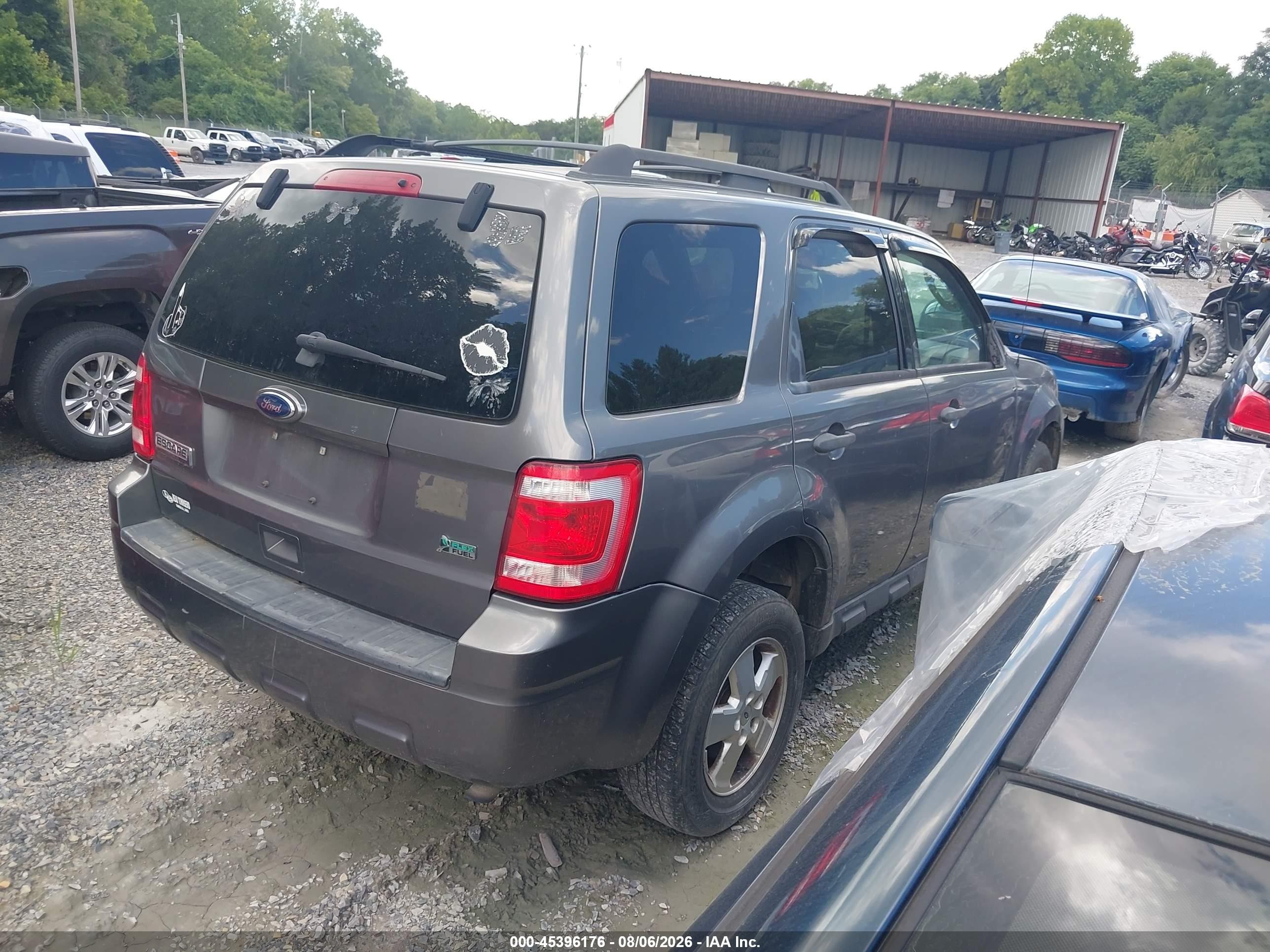2010 Ford Escape Xlt Gray vin: 1FMCU9DG6AKC82773