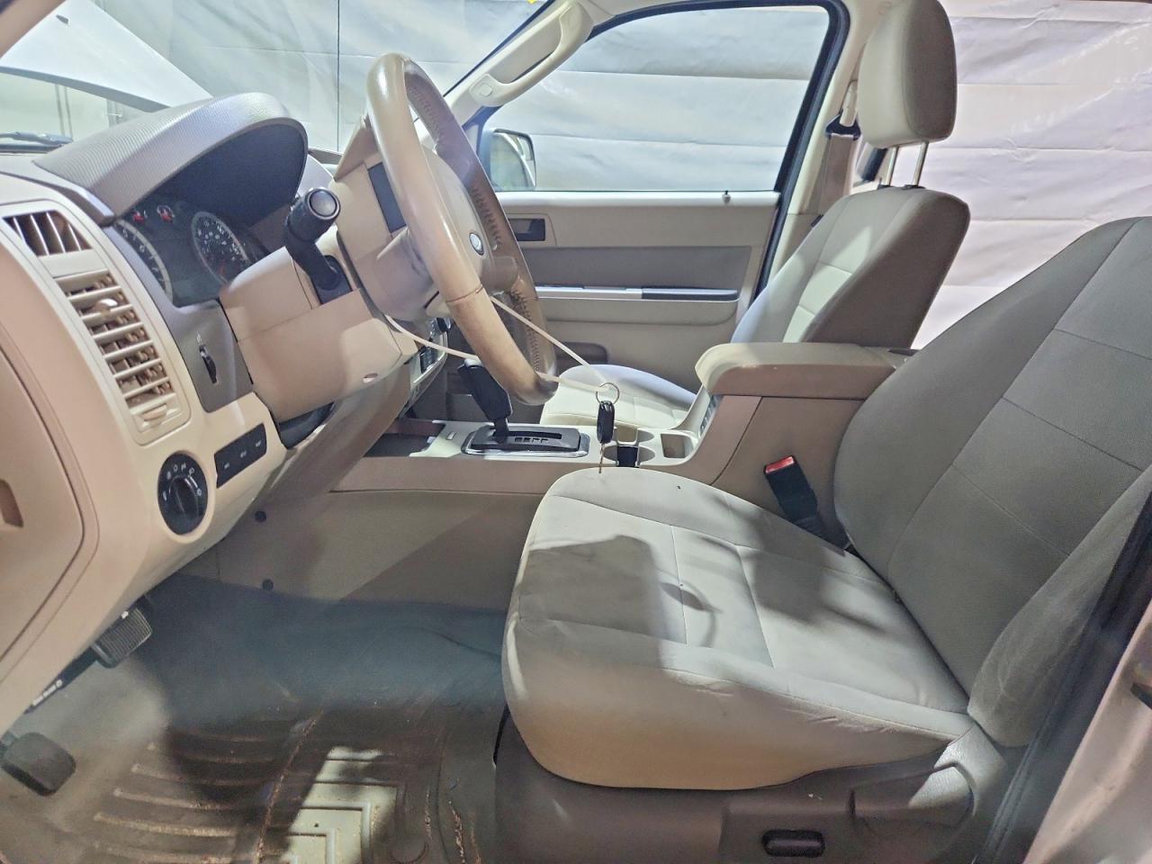 2011 Ford Escape Xlt Gray vin: 1FMCU9DG6BKA77987