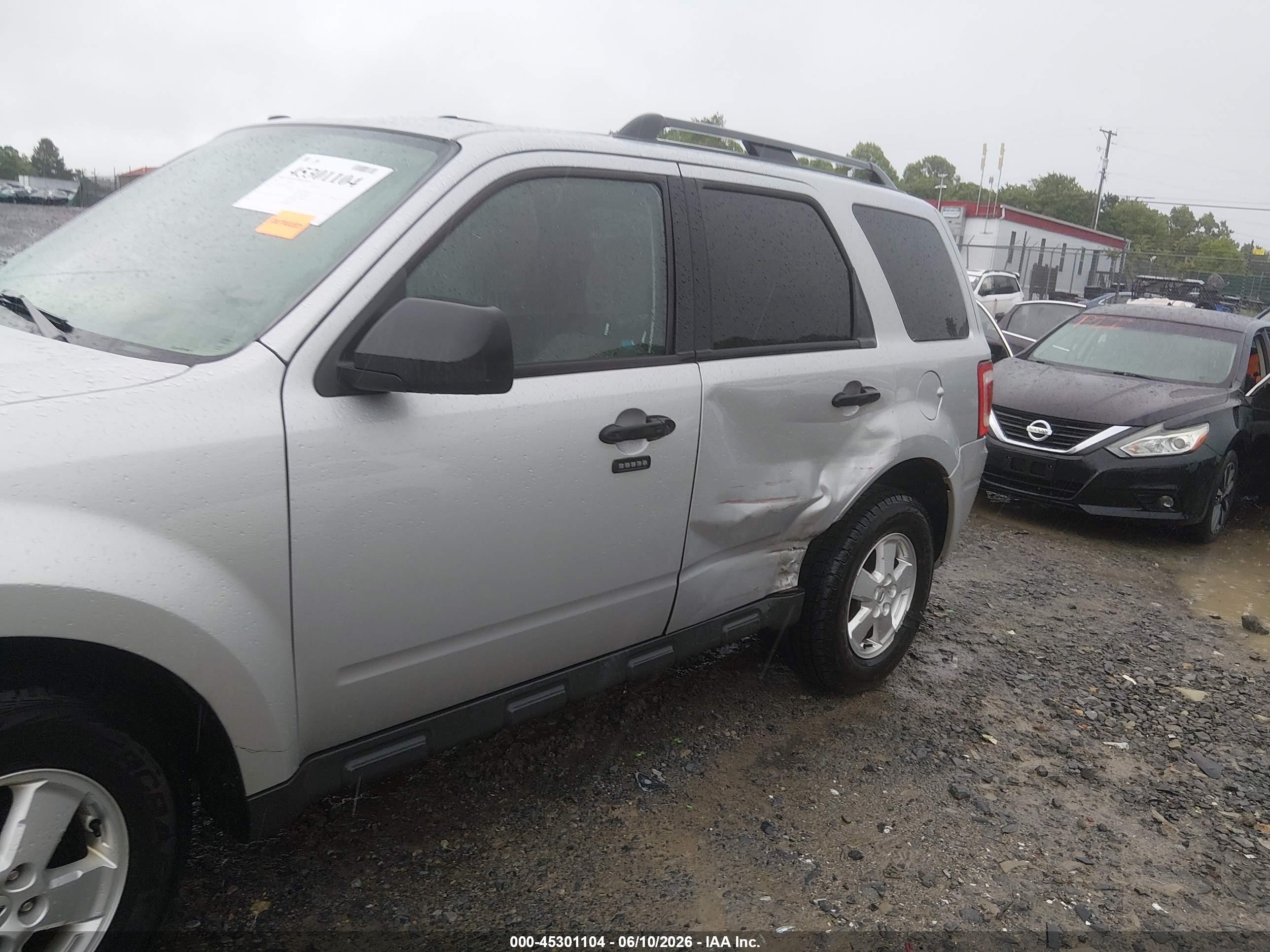2011 Ford Escape Xlt Silver vin: 1FMCU9DG6BKC61746