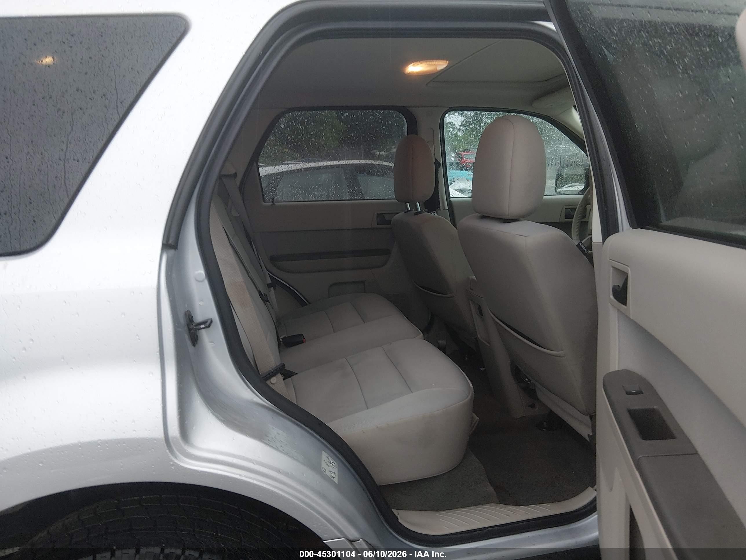 2011 Ford Escape Xlt Silver vin: 1FMCU9DG6BKC61746