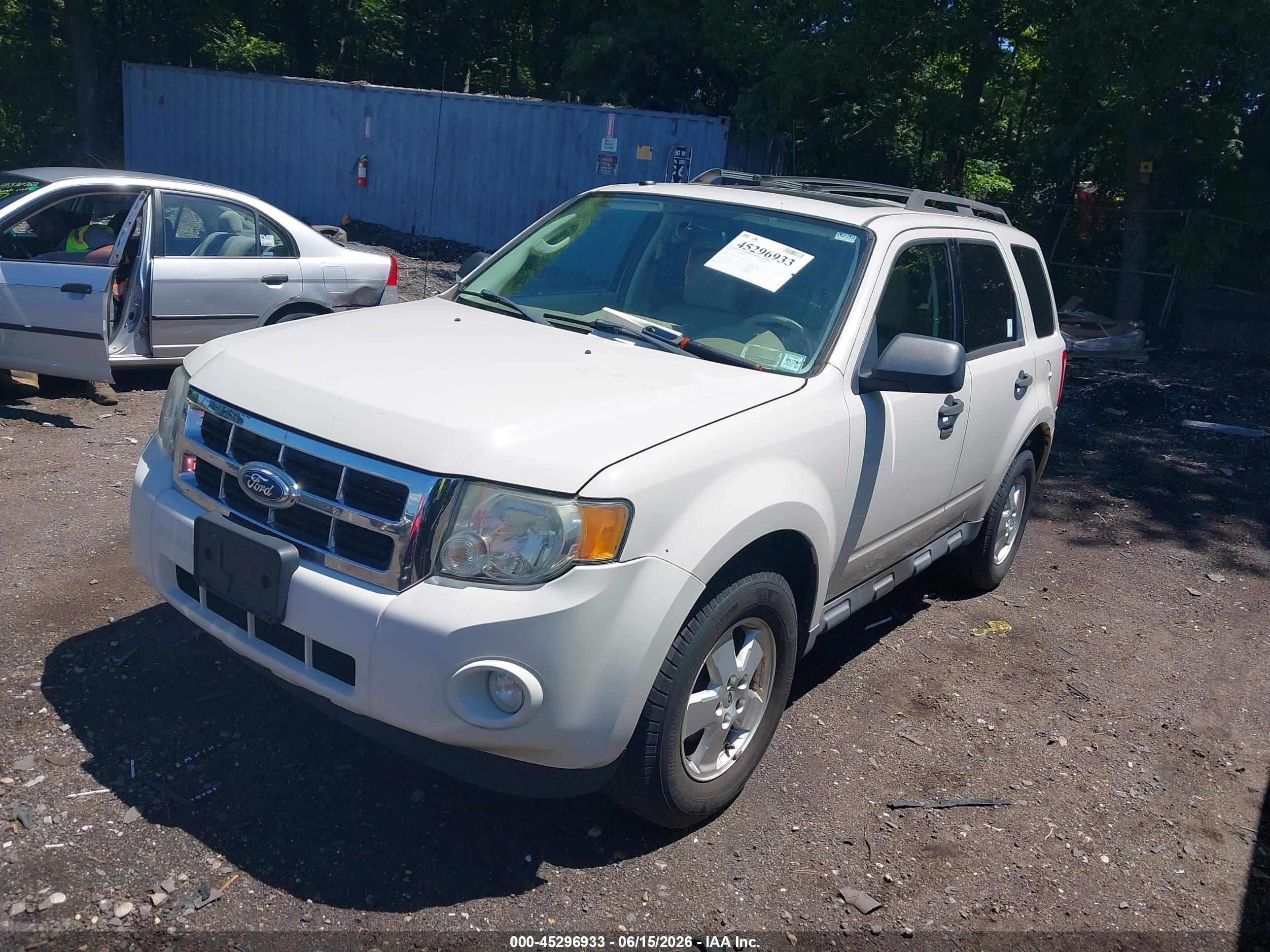 2012 Ford Escape Xlt White vin: 1FMCU9DG6CKA12185