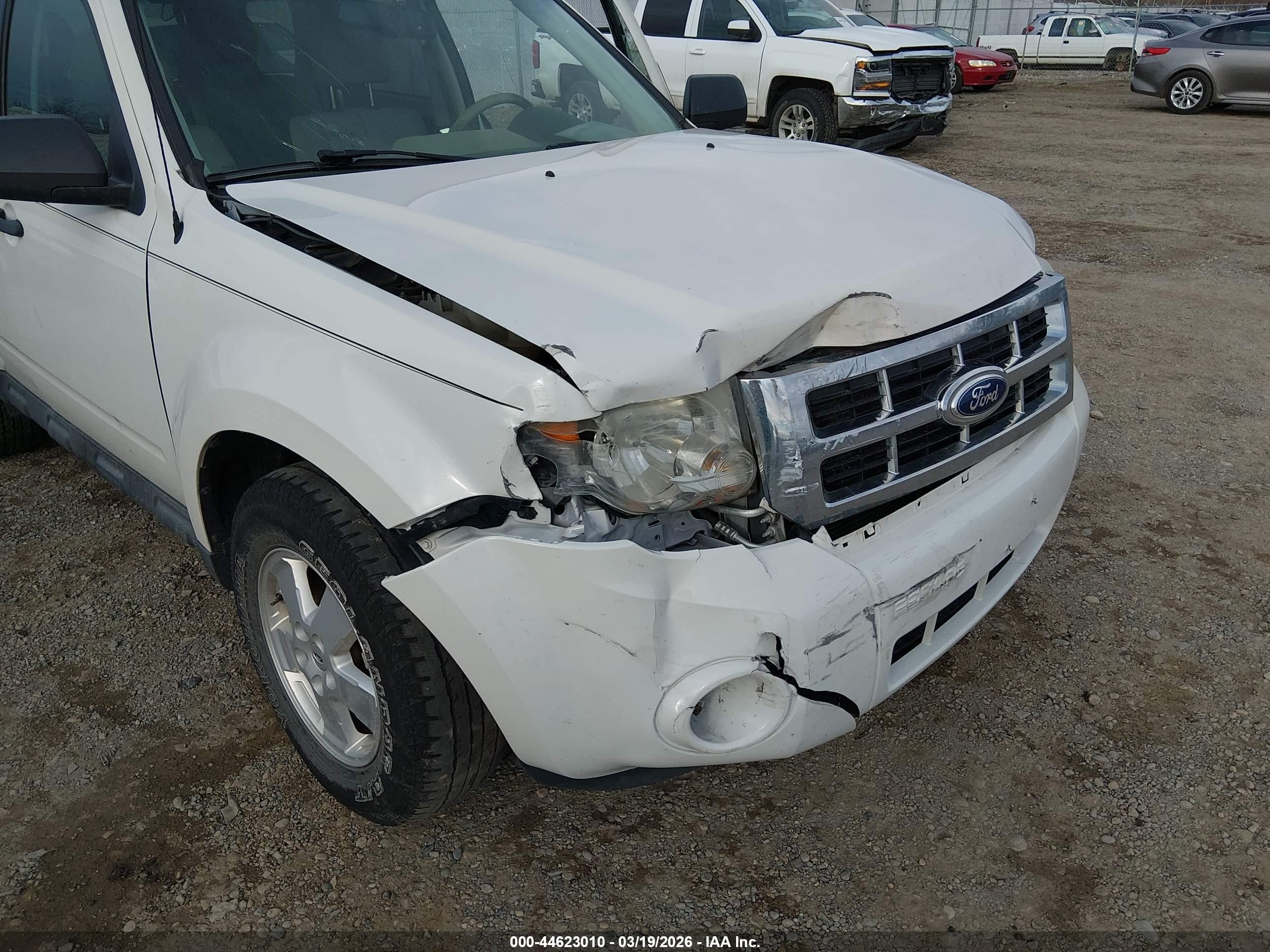 2012 Ford Escape Xlt White vin: 1FMCU9DG6CKB55718