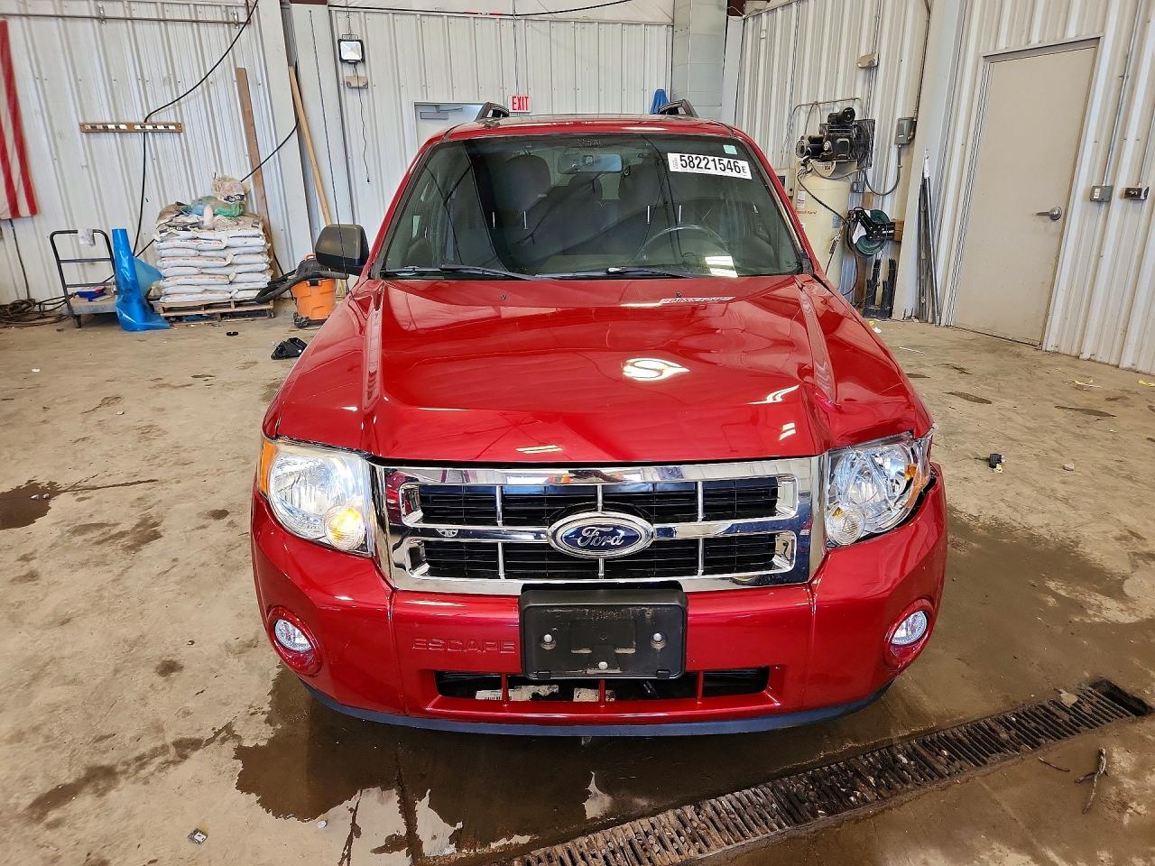 2010 Ford Escape Xlt Maroon vin: 1FMCU9DG7AKB09683