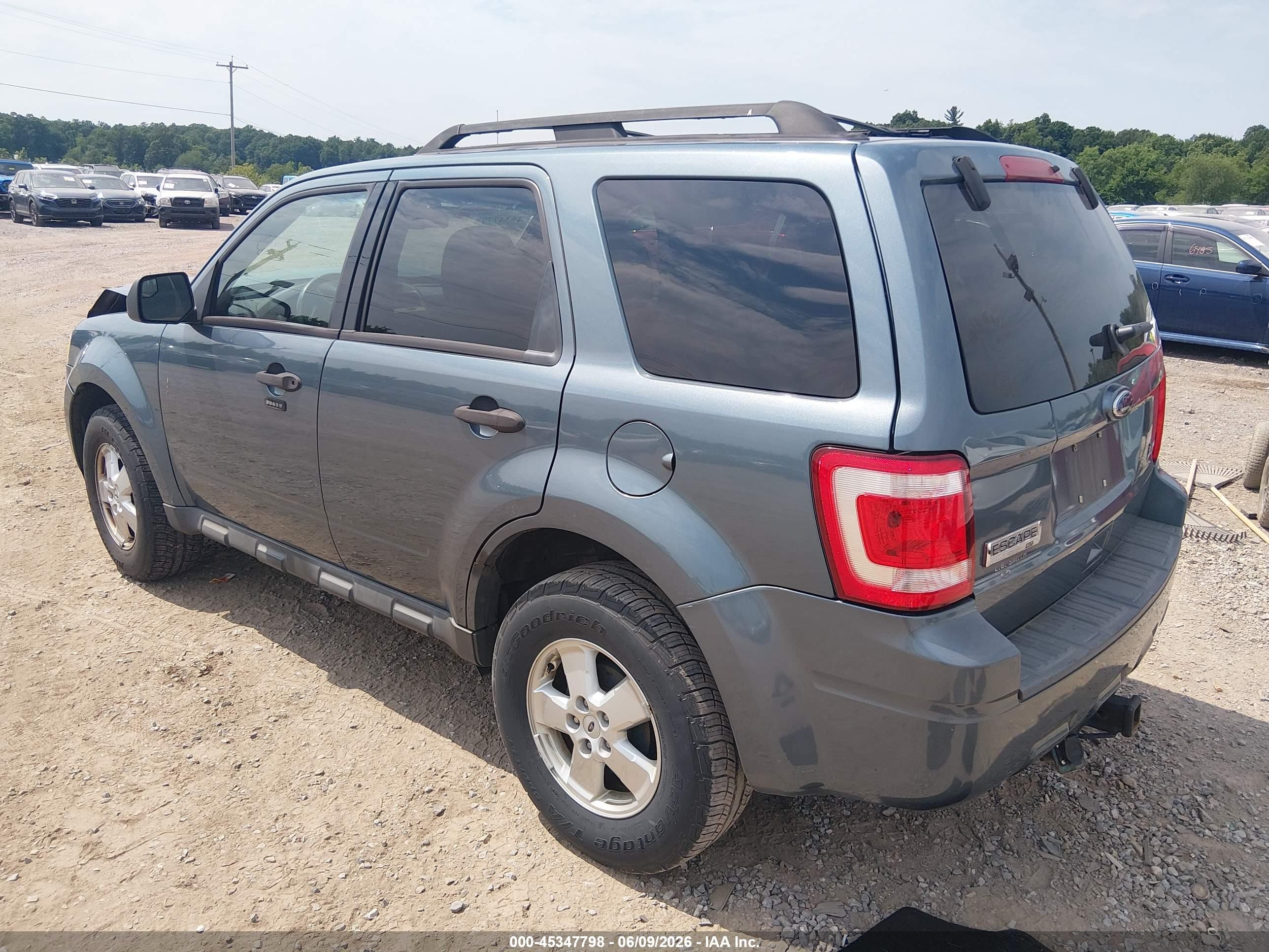 2010 Ford Escape Xlt Blue vin: 1FMCU9DG7AKB30727