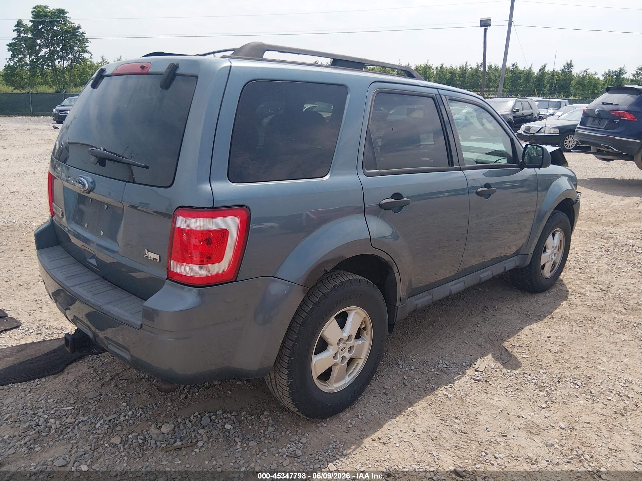 2010 Ford Escape Xlt Blue vin: 1FMCU9DG7AKB30727