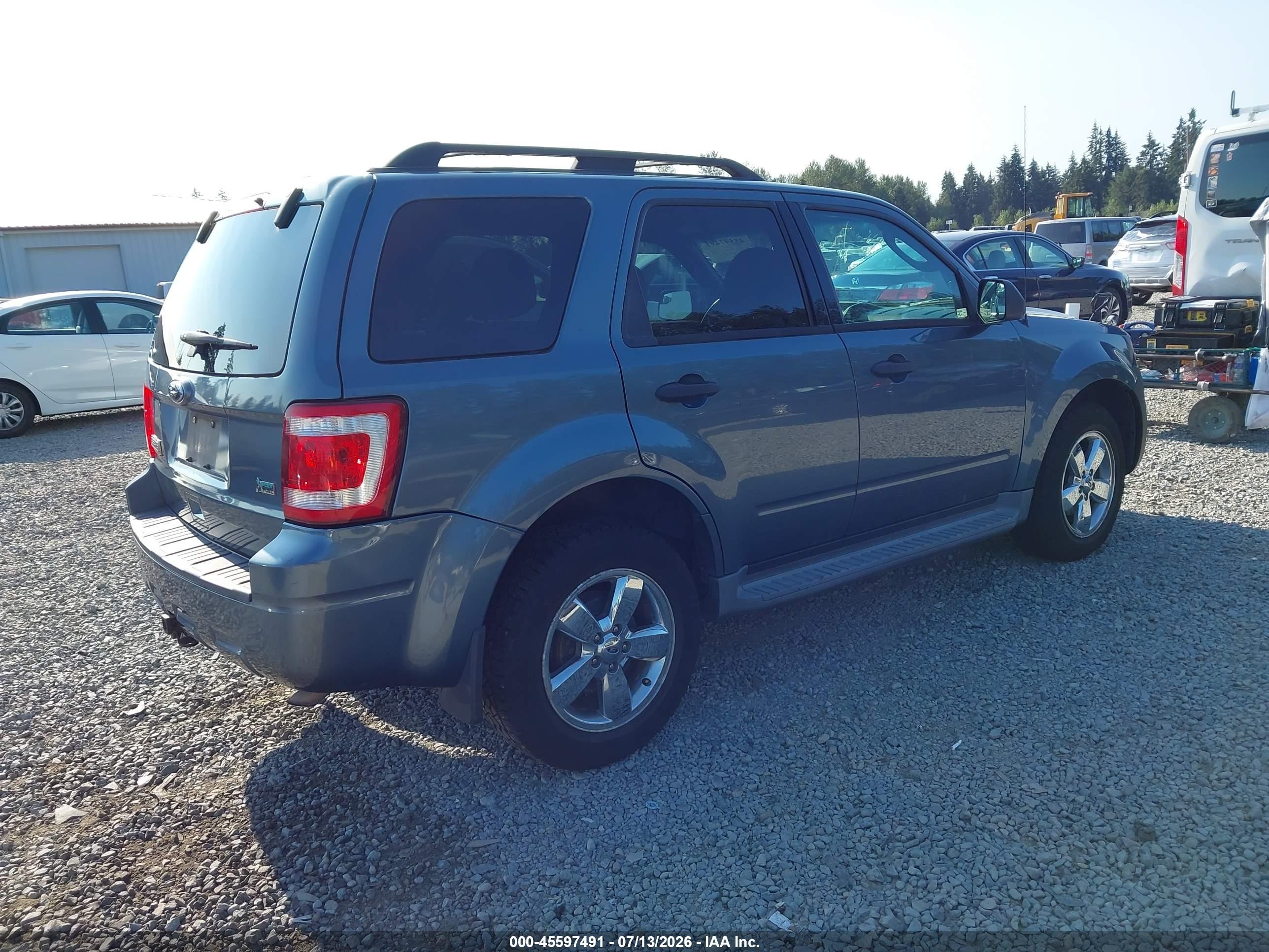 2010 Ford Escape Xlt Blue vin: 1FMCU9DG7AKC66078