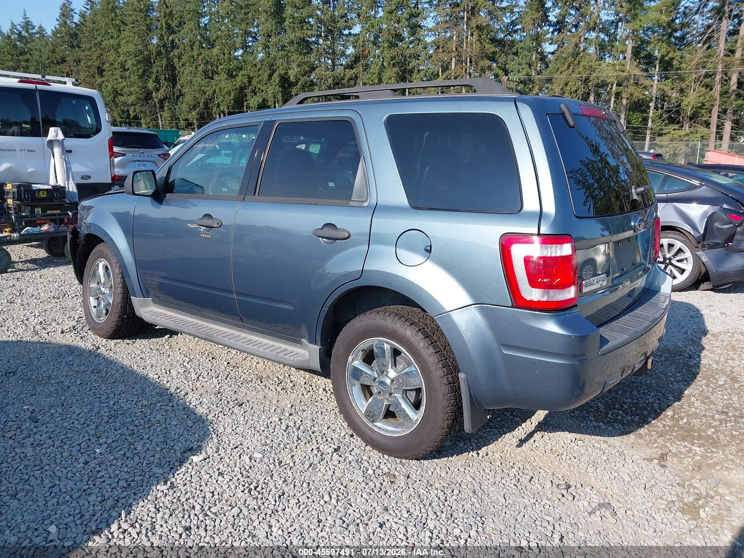 2010 Ford Escape Xlt Blue vin: 1FMCU9DG7AKC66078