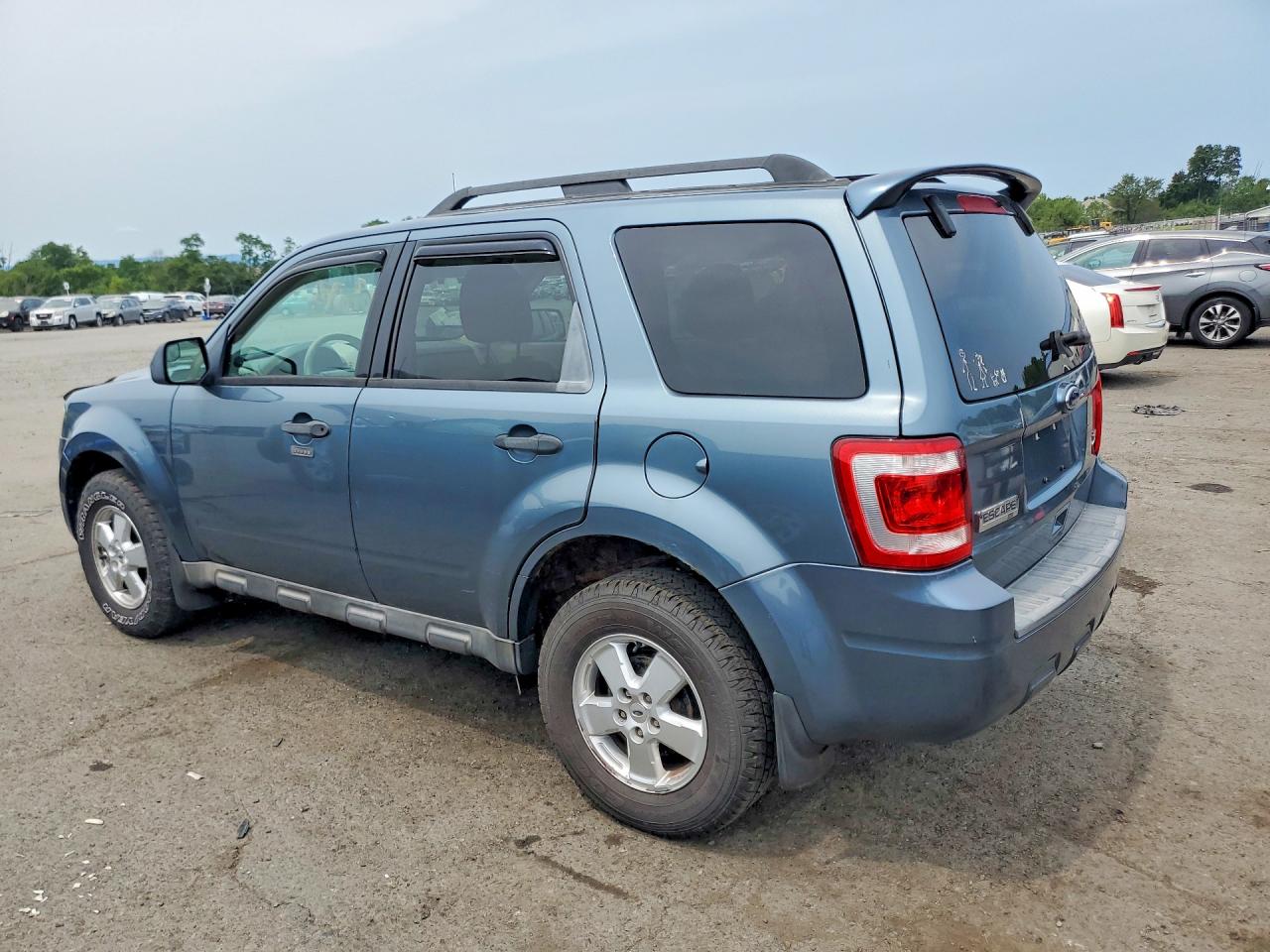 2010 Ford Escape Xlt Blue vin: 1FMCU9DG7AKC75668