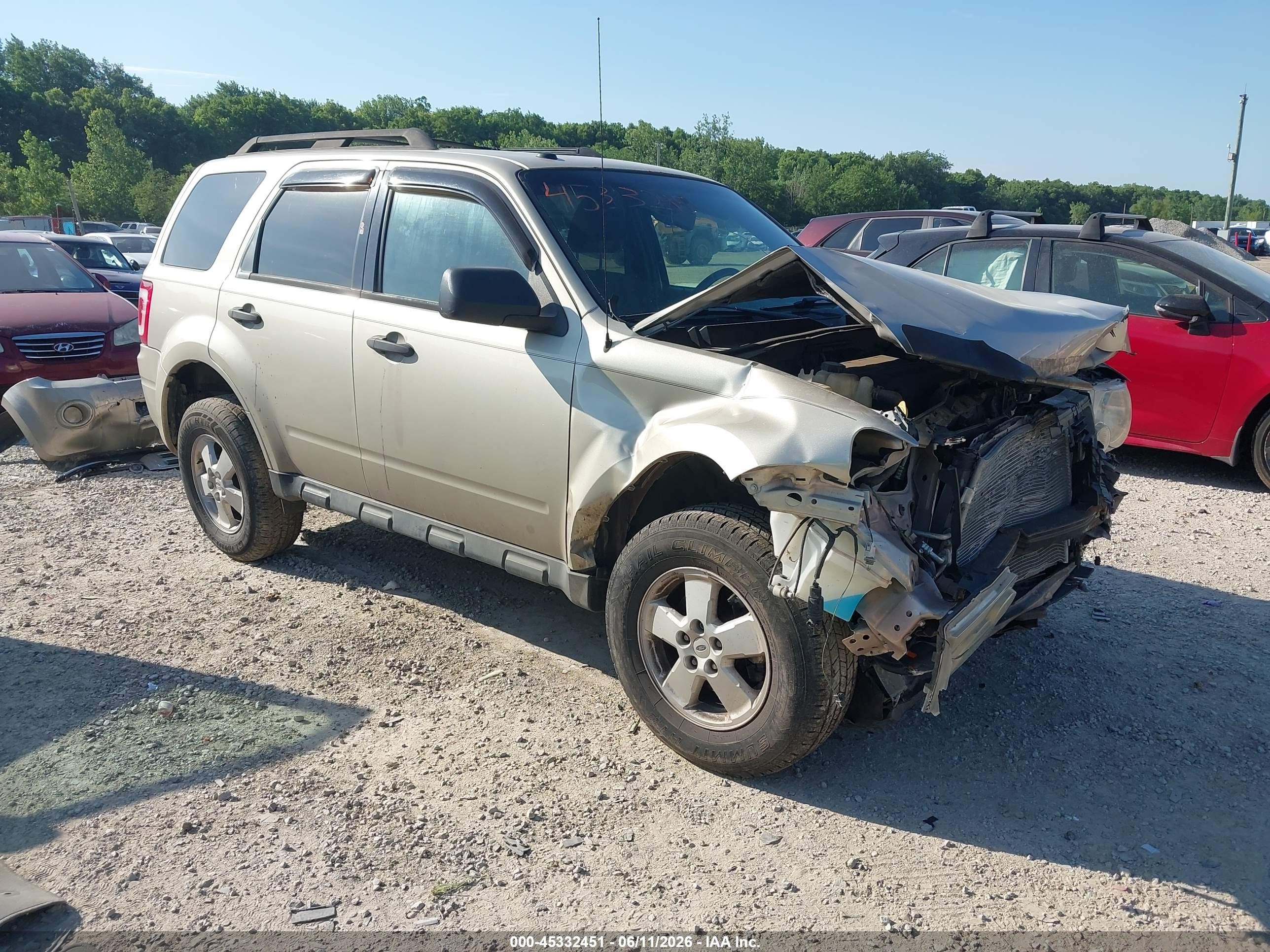 2010 Ford Escape Xlt Beige vin: 1FMCU9DG7AKD31463