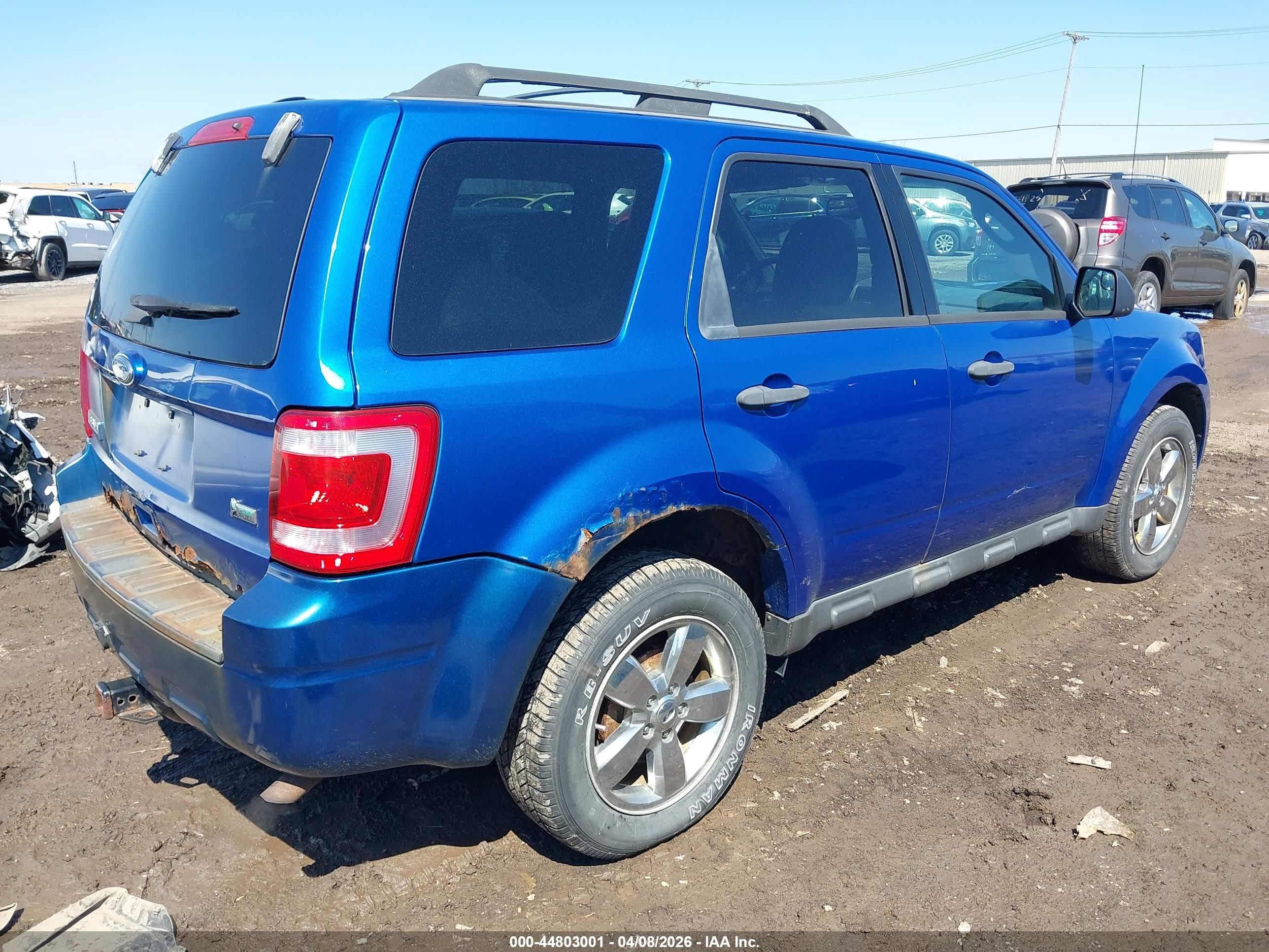 2011 Ford Escape Xlt Blue vin: 1FMCU9DG7BKA73429