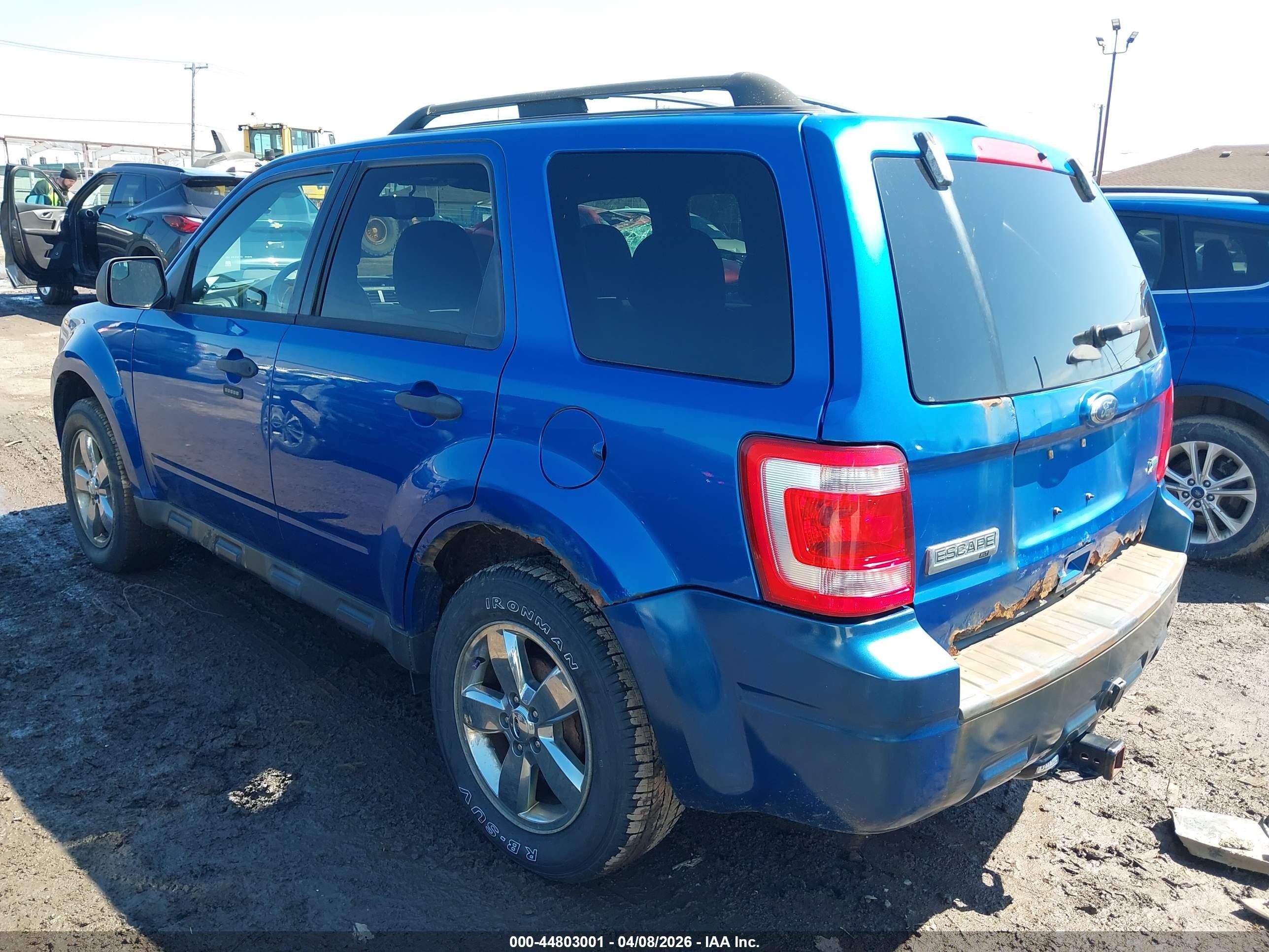 2011 Ford Escape Xlt Blue vin: 1FMCU9DG7BKA73429