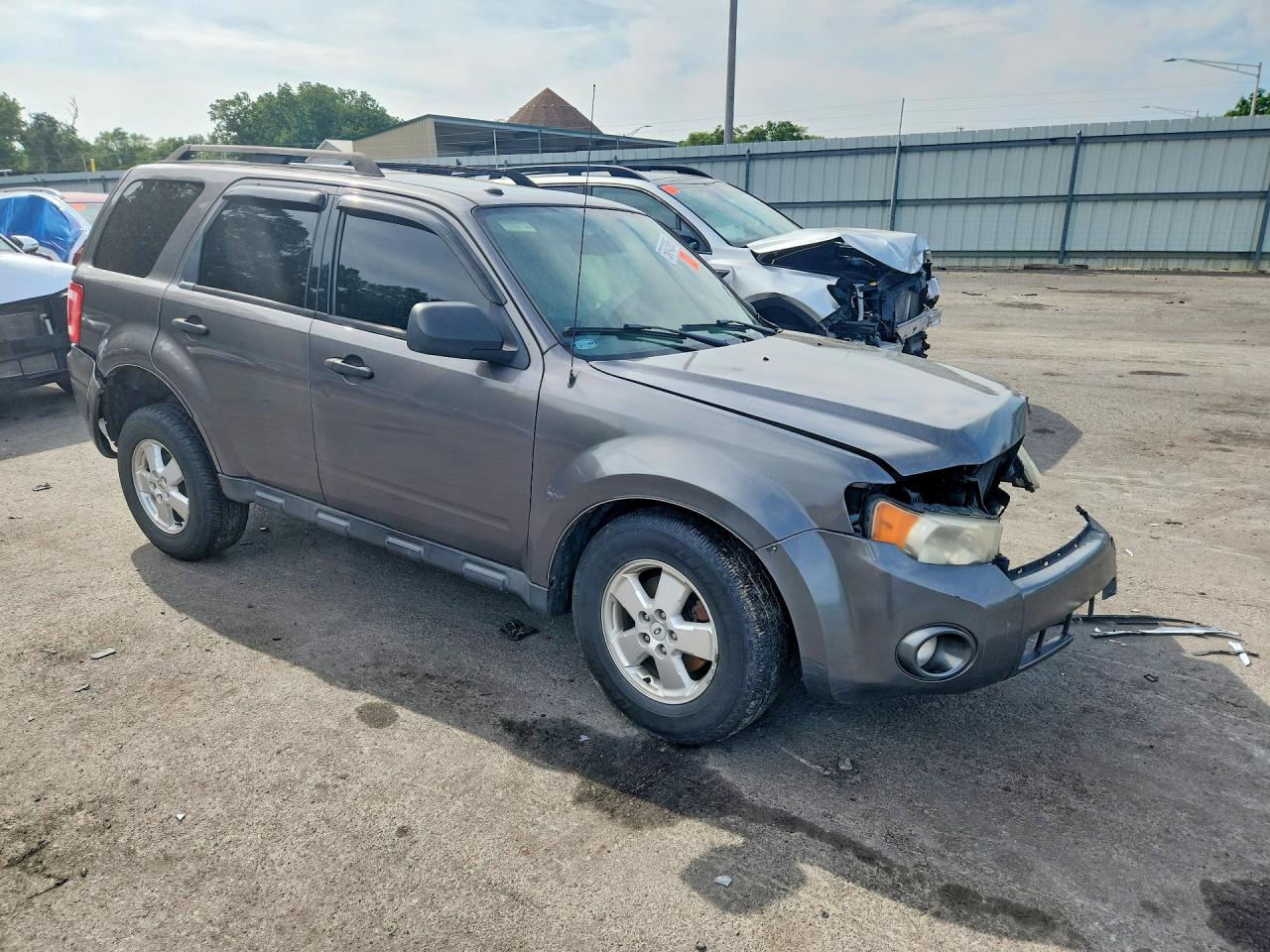 2011 Ford Escape Xlt Gray vin: 1FMCU9DG7BKC01670