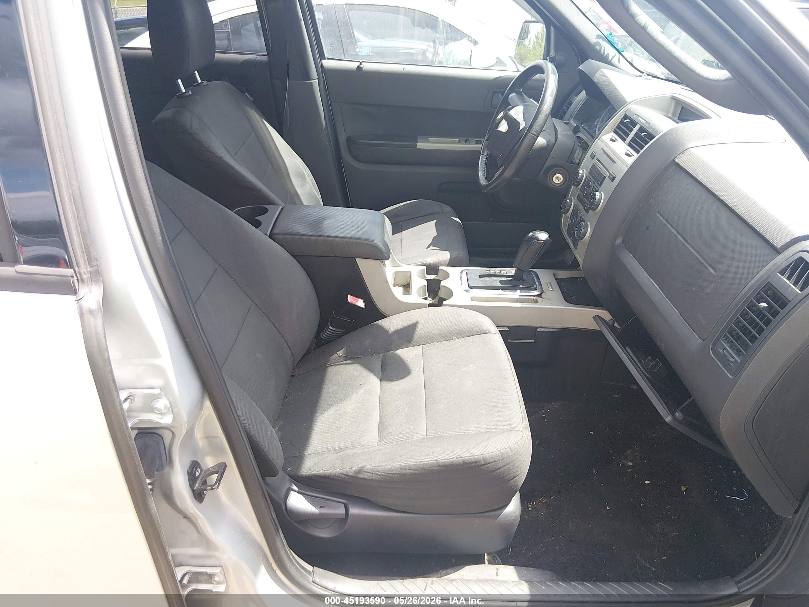 2012 Ford Escape Xlt Silver vin: 1FMCU9DG7CKB34392