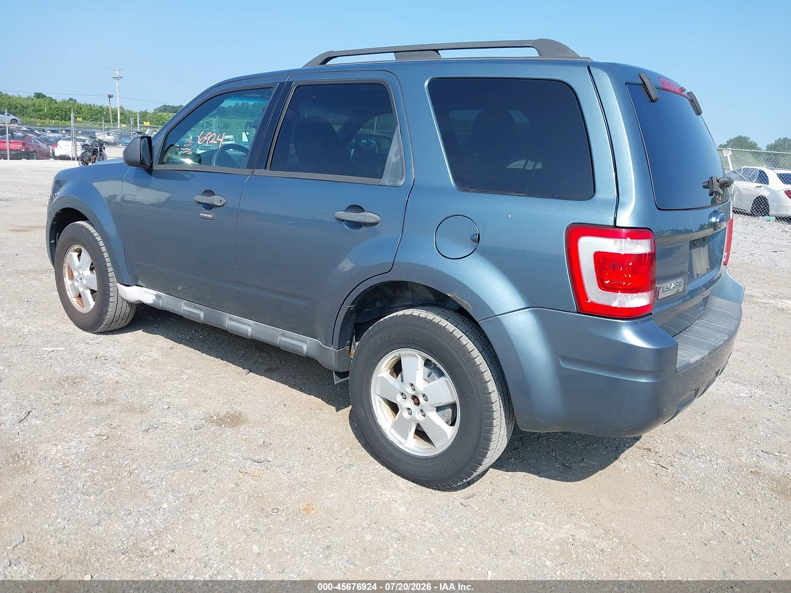 2010 Ford Escape Xlt Blue vin: 1FMCU9DG8AKB09496