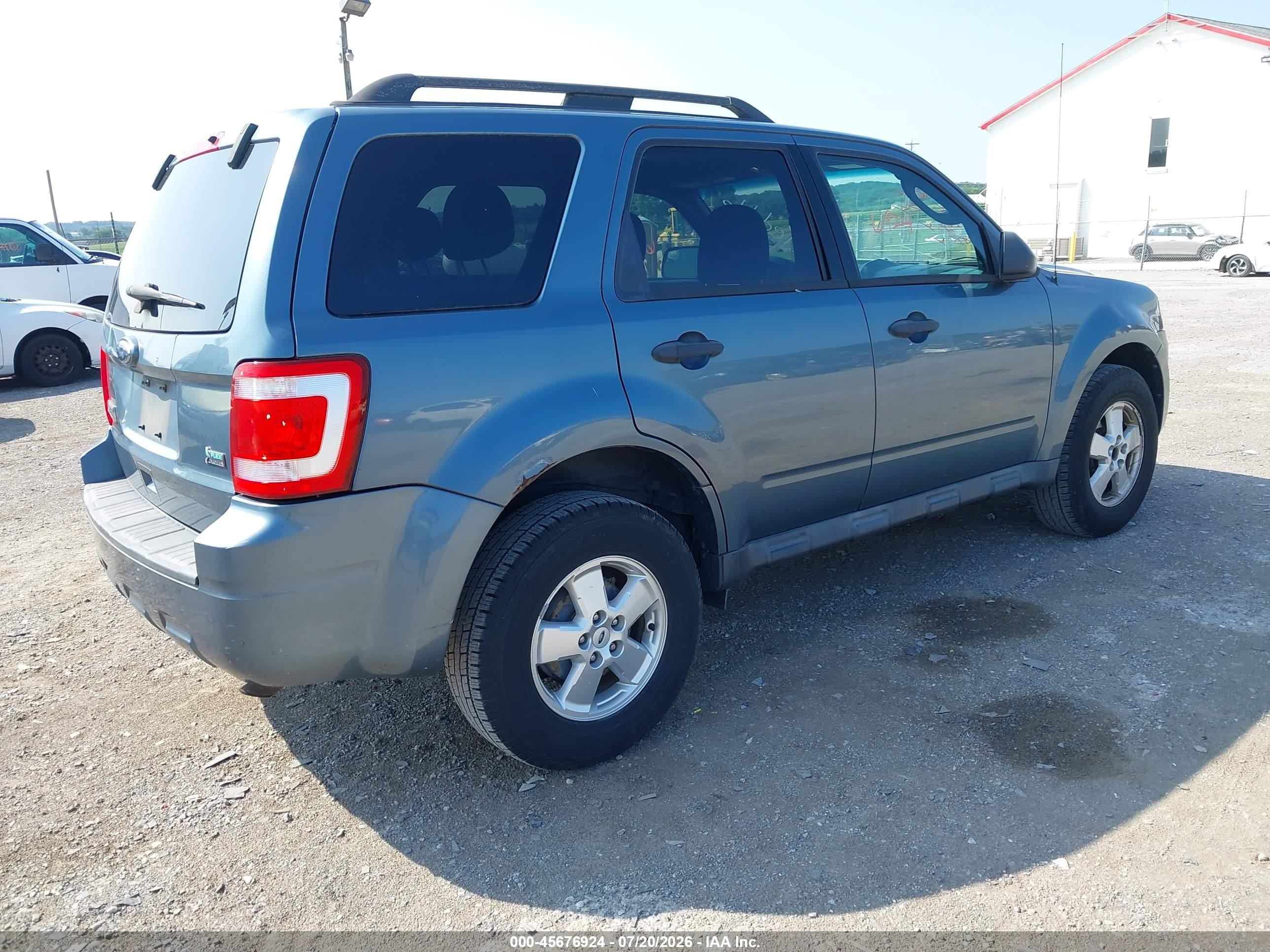 2010 Ford Escape Xlt Blue vin: 1FMCU9DG8AKB09496