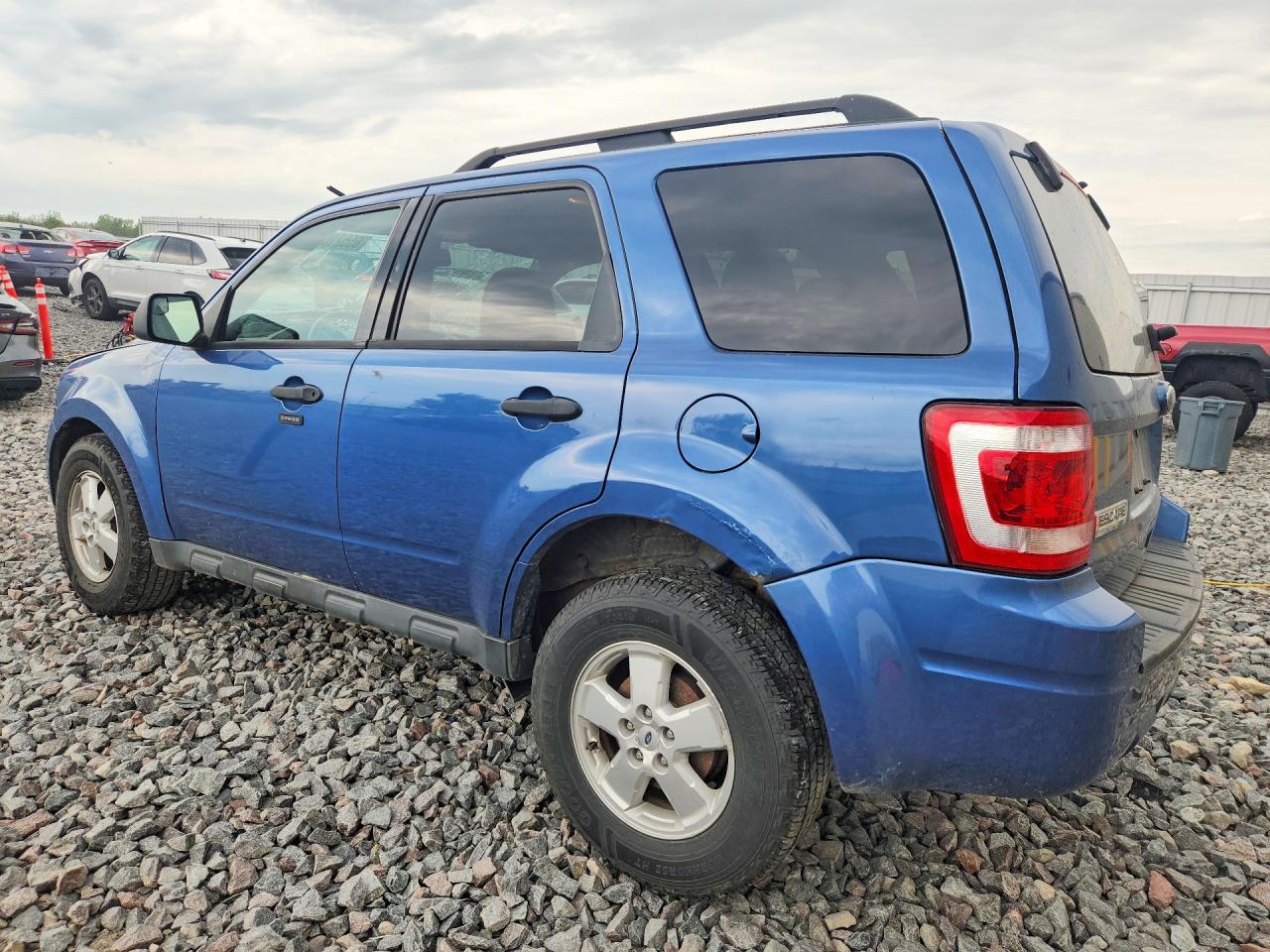 2010 Ford Escape Xlt Blue vin: 1FMCU9DG8AKB60593
