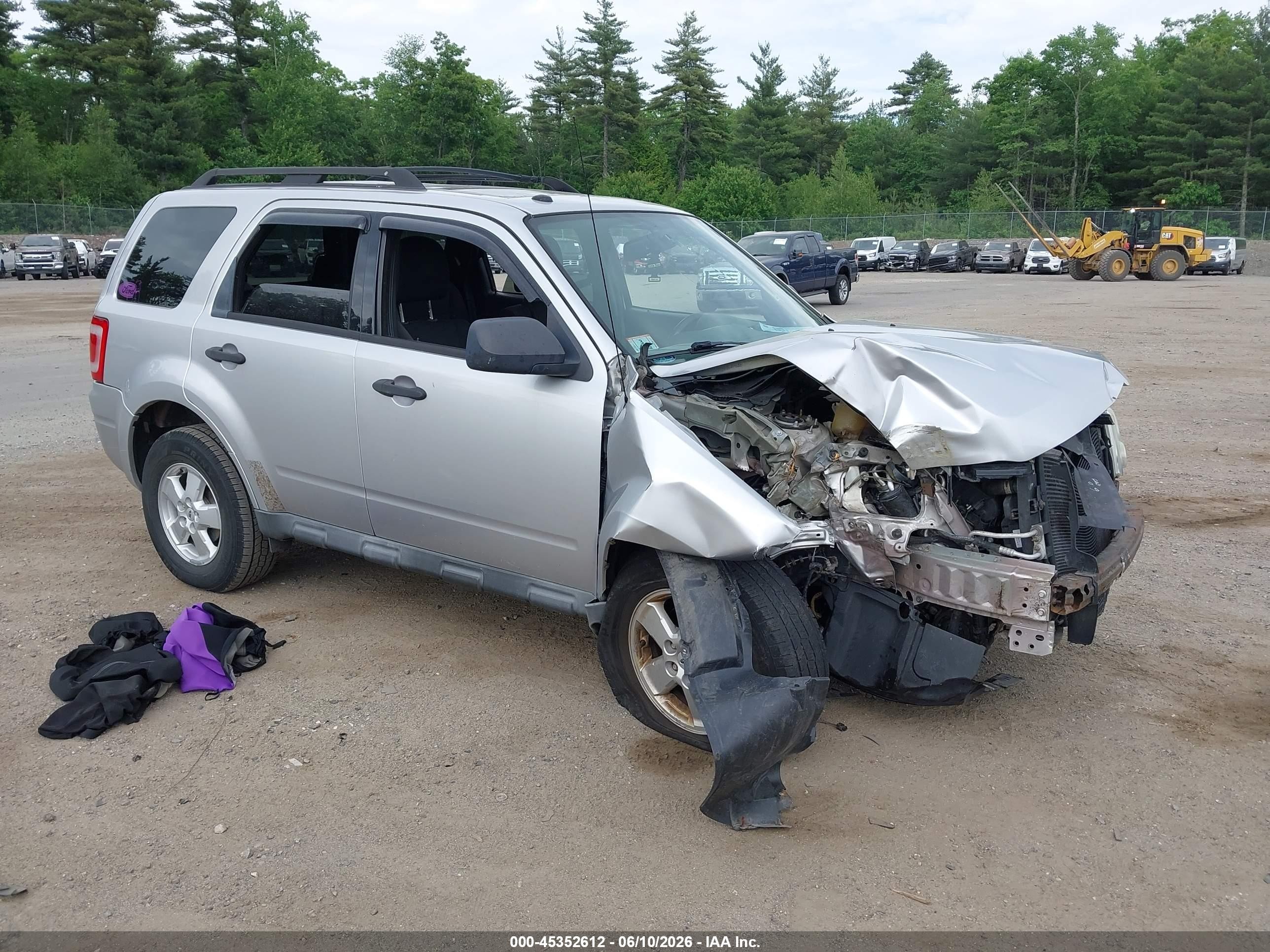 2010 Ford Escape Xlt Silver vin: 1FMCU9DG8AKB81492