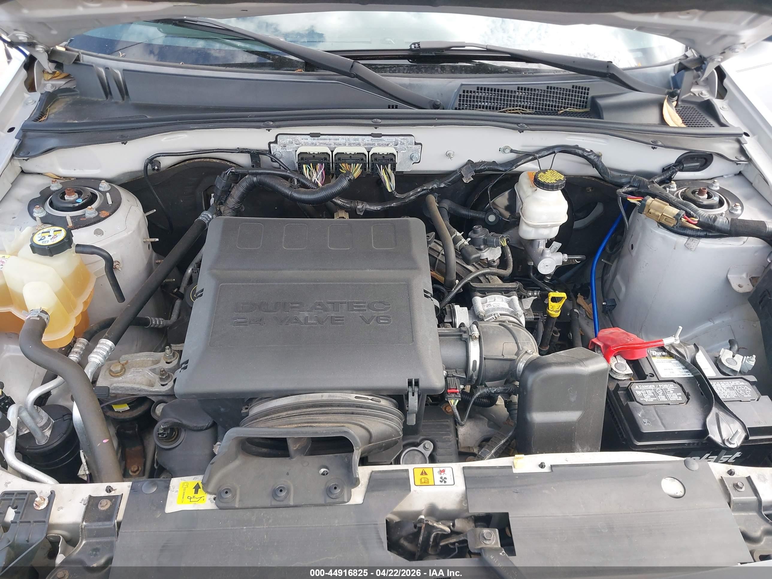 2010 Ford Escape Xlt Silver vin: 1FMCU9DG8AKC14197