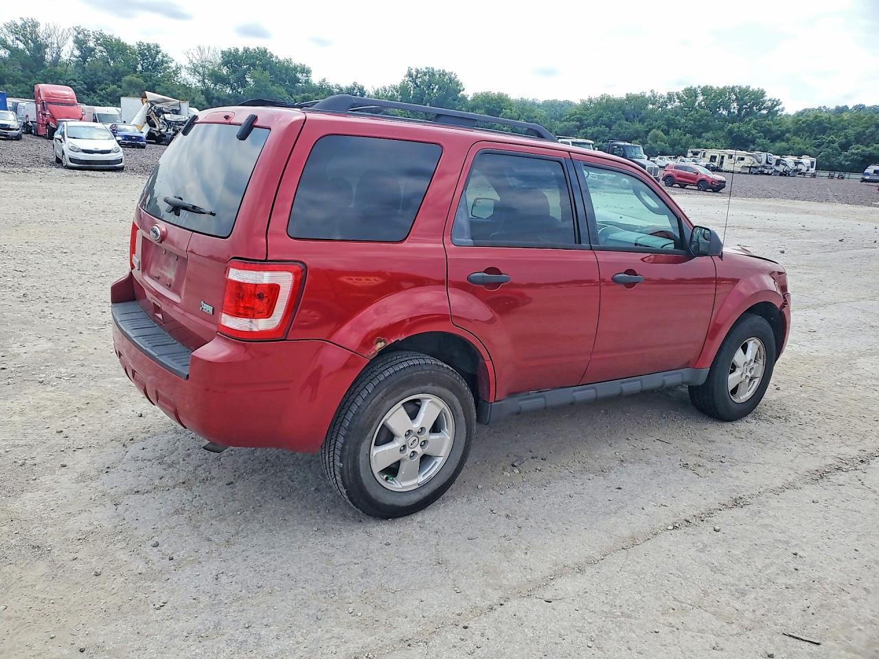 2011 Ford Escape Xlt Maroon vin: 1FMCU9DG8BKA14342