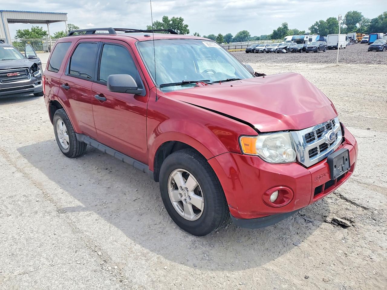 2011 Ford Escape Xlt Maroon vin: 1FMCU9DG8BKA14342