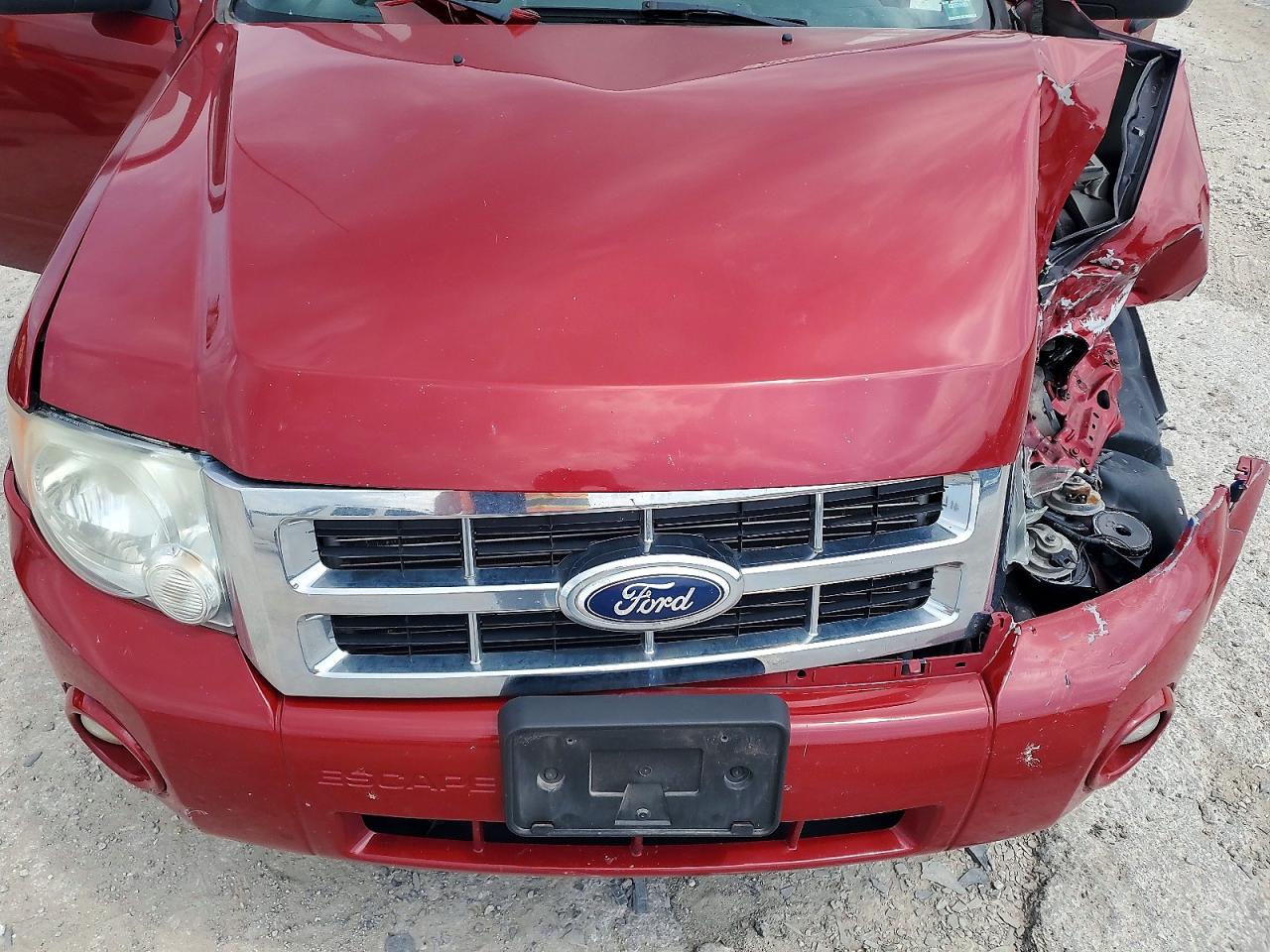 2011 Ford Escape Xlt Maroon vin: 1FMCU9DG8BKA14342
