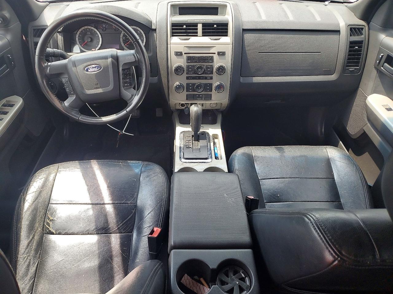 2011 Ford Escape Xlt Maroon vin: 1FMCU9DG8BKA14342
