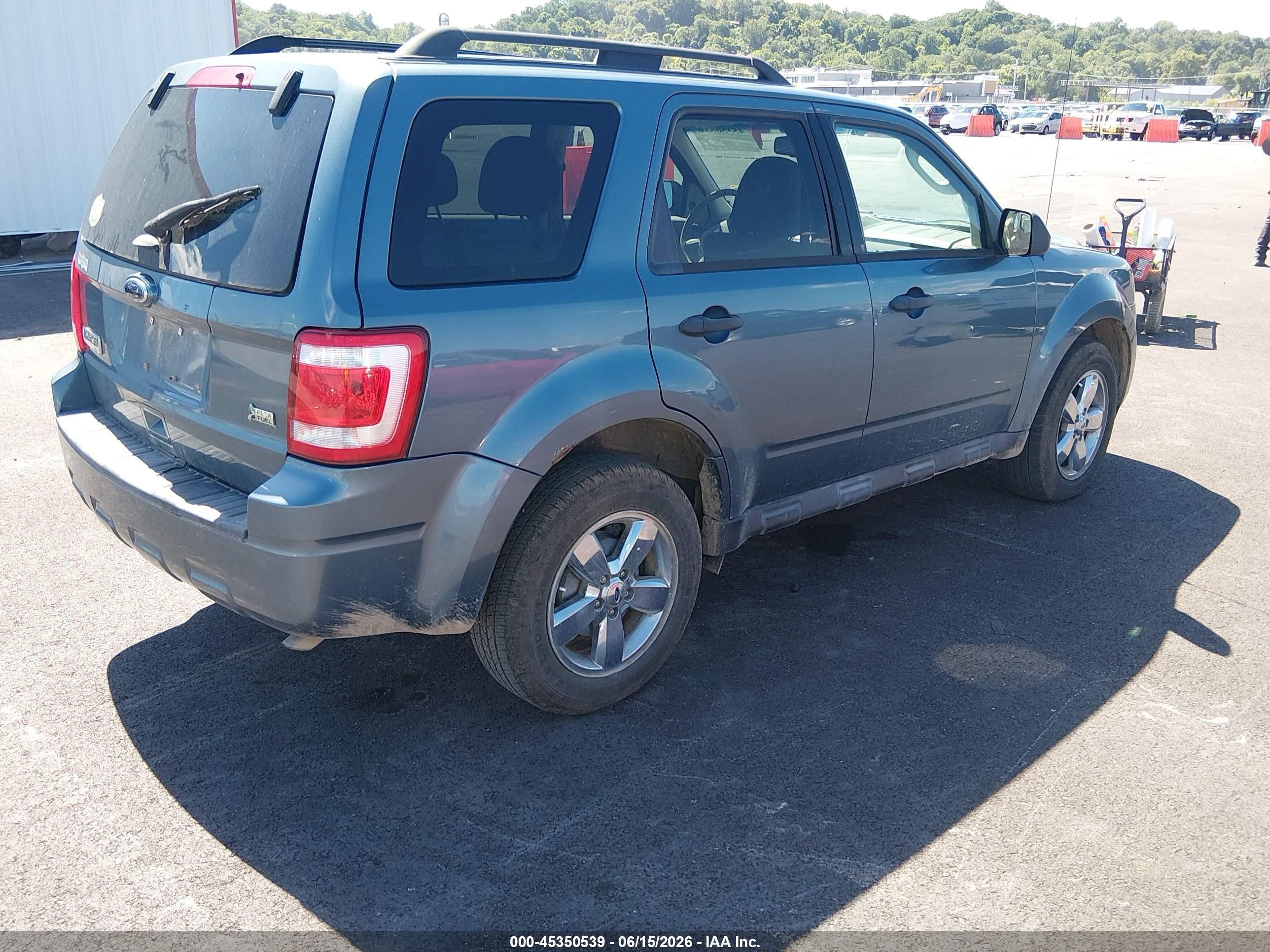 2011 Ford Escape Xlt Blue vin: 1FMCU9DG8BKB13713
