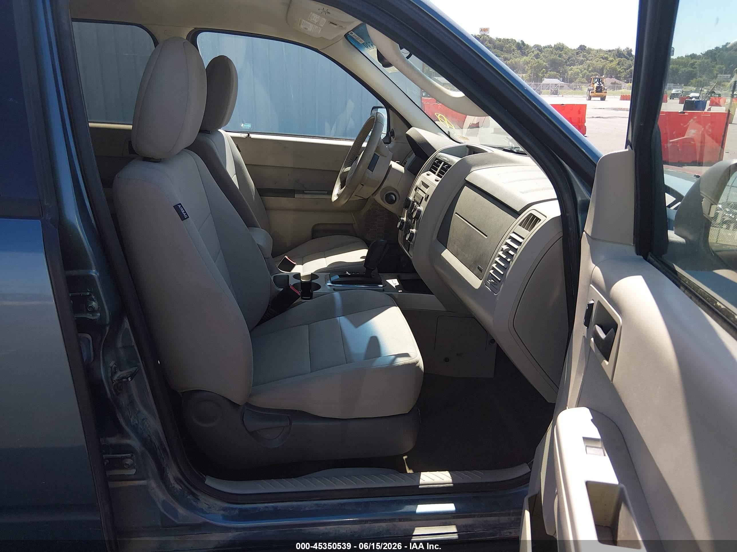 2011 Ford Escape Xlt Blue vin: 1FMCU9DG8BKB13713